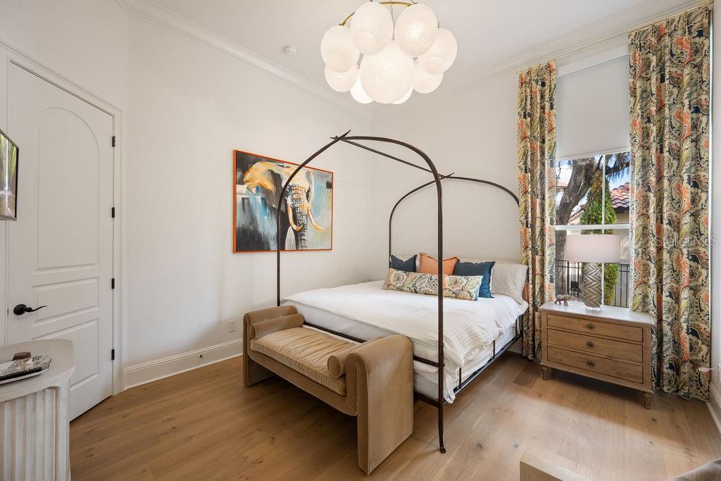 Image 37 of 72 For 6013 Greatwater Drive