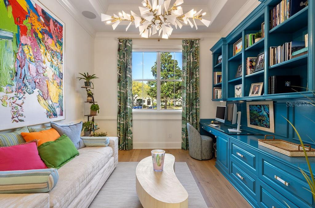 Image 9 of 72 For 6013 Greatwater Drive