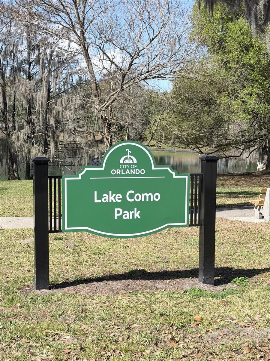 Listing photo id 18 for 836 Mayfair Circle