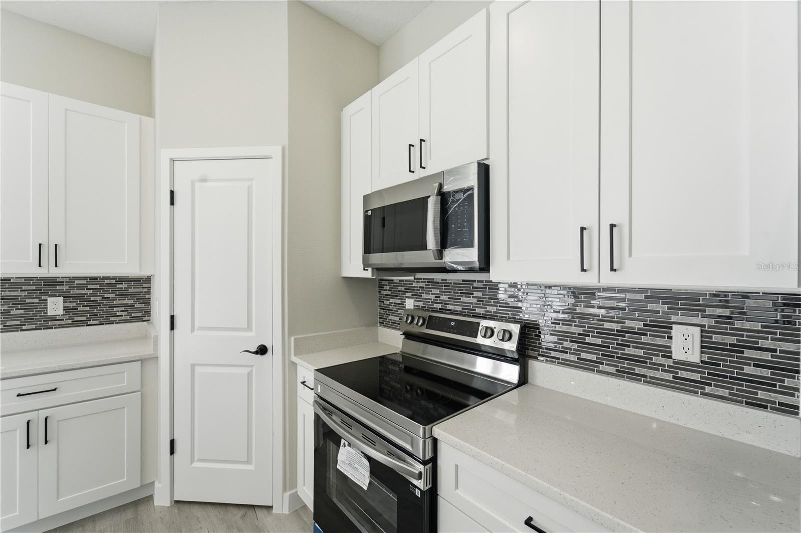 Image 17 of 35 For 13690 43rd Circle