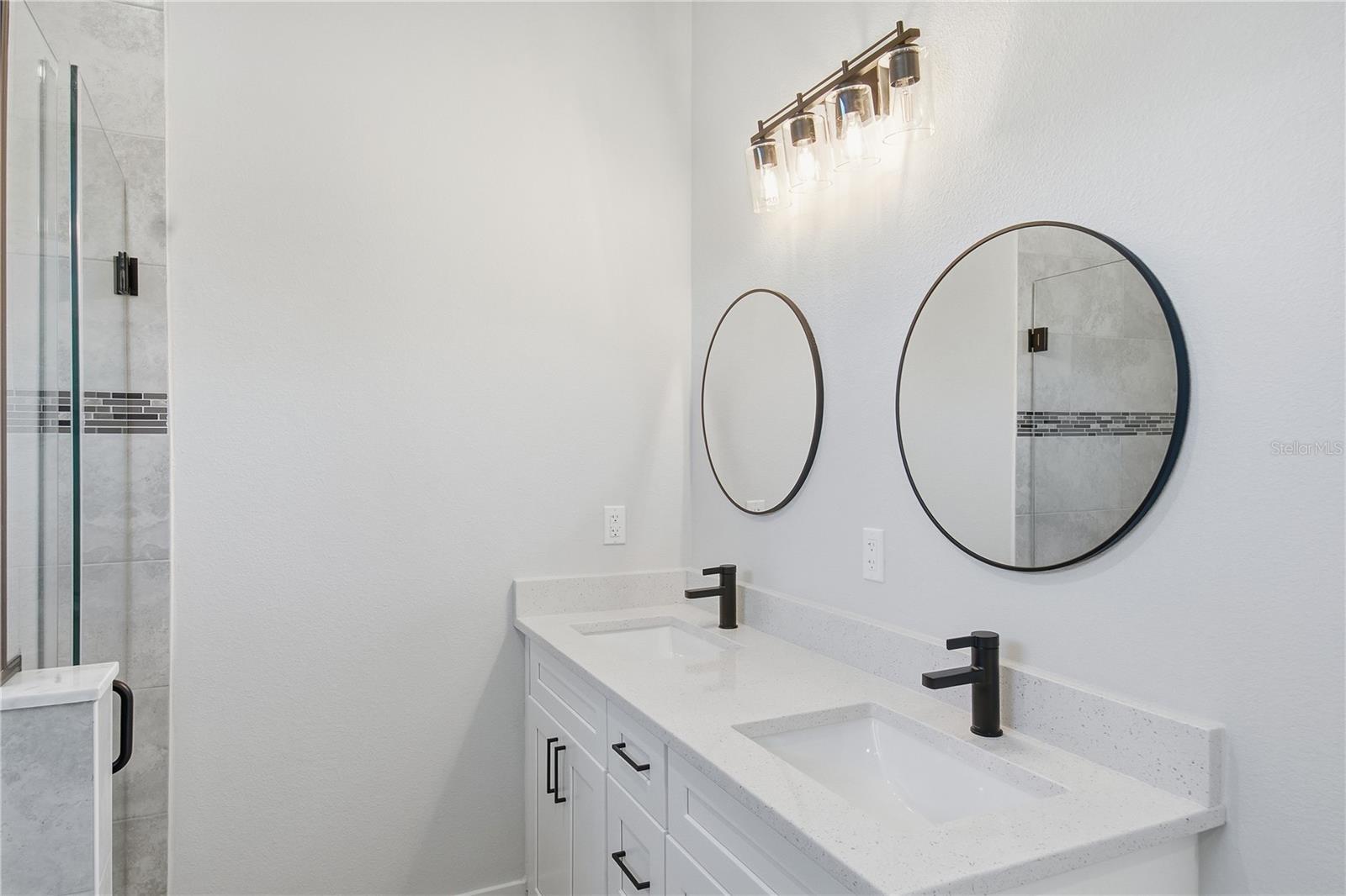 Image 22 of 35 For 13690 43rd Circle