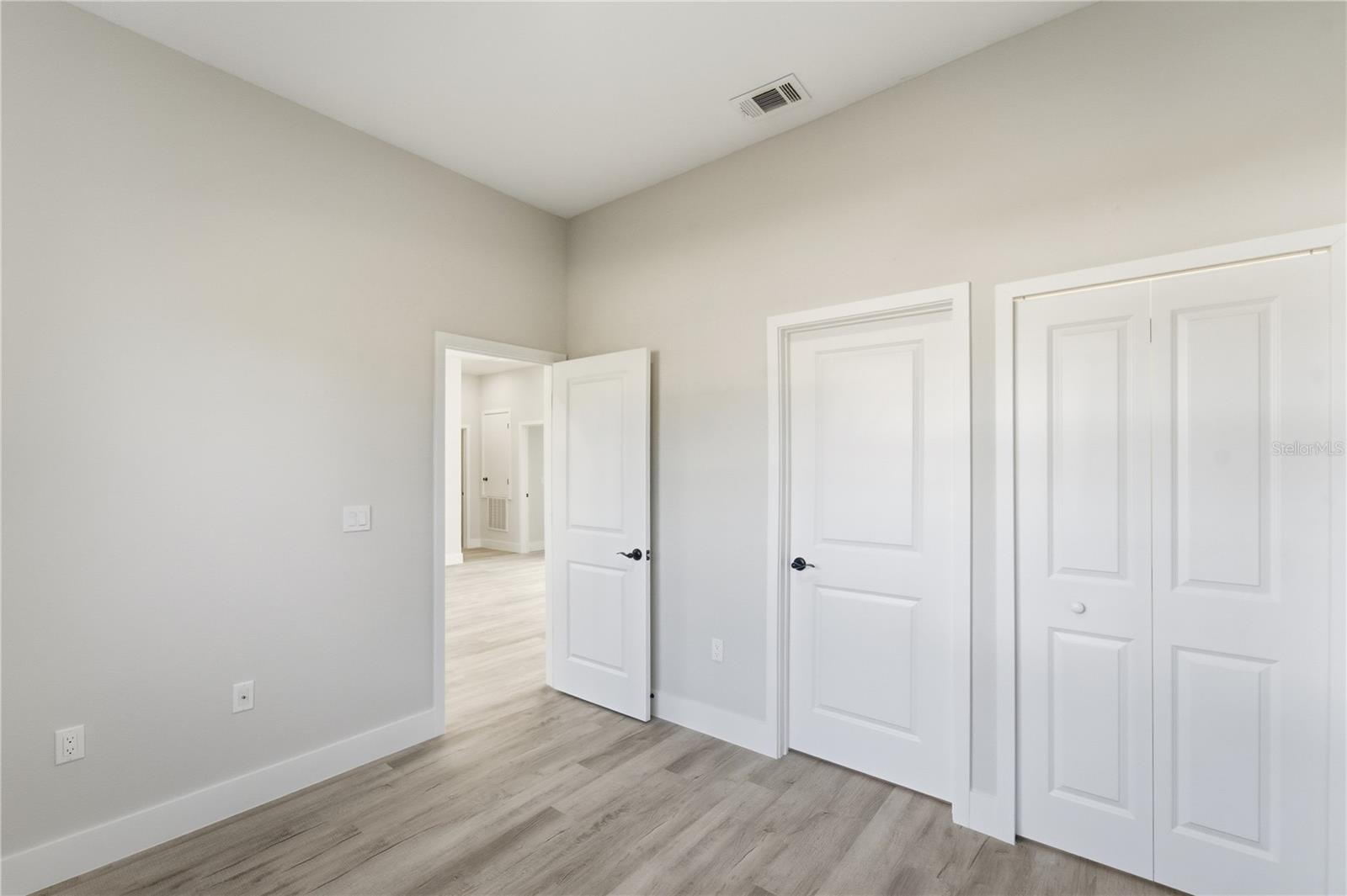 Image 32 of 35 For 13690 43rd Circle