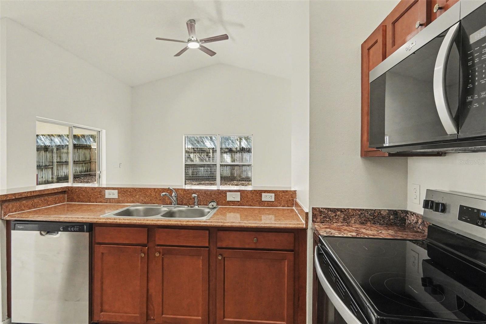 Image 12 of 26 For 350 Morning Creek Circle