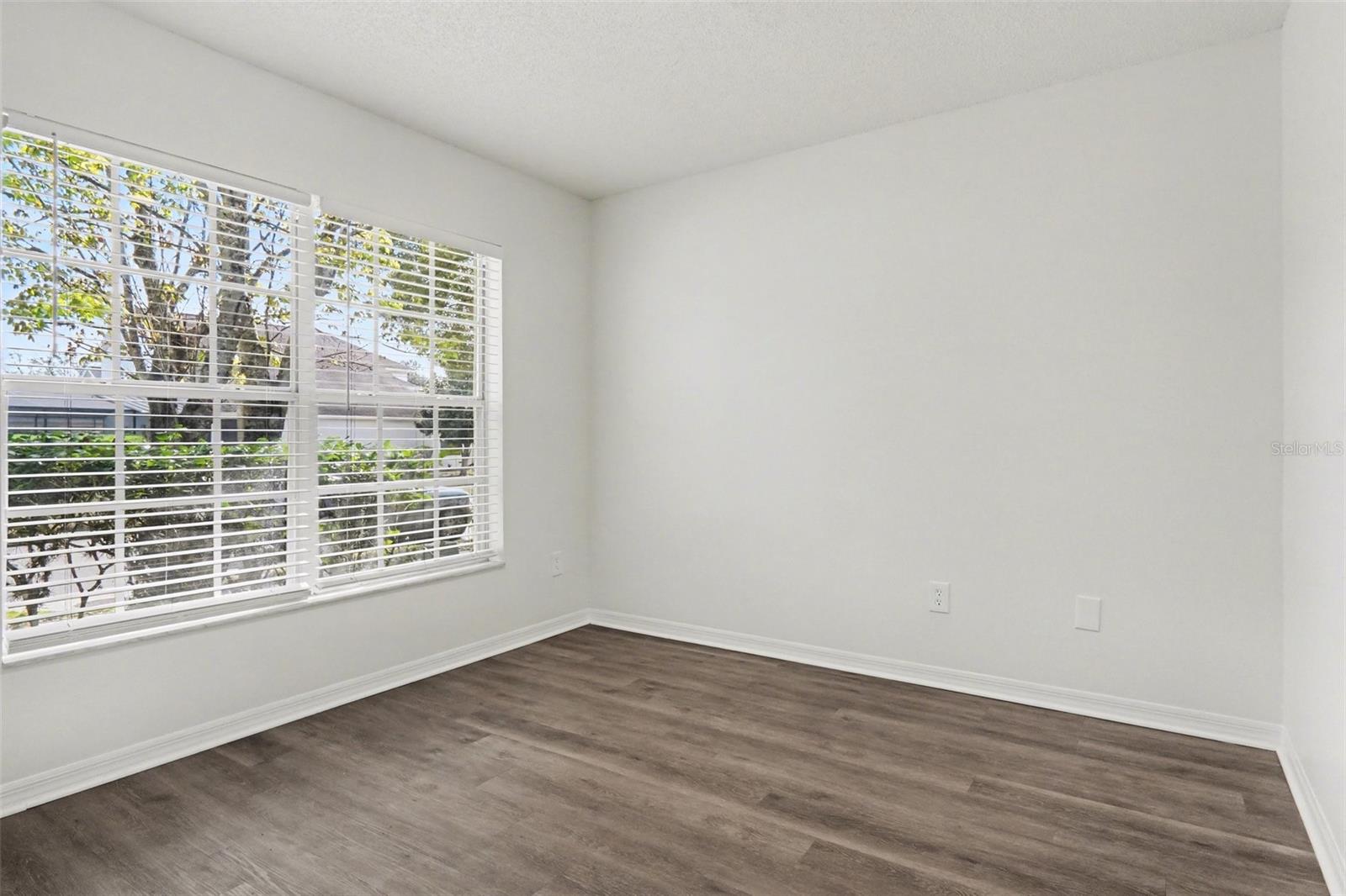 Image 16 of 26 For 350 Morning Creek Circle