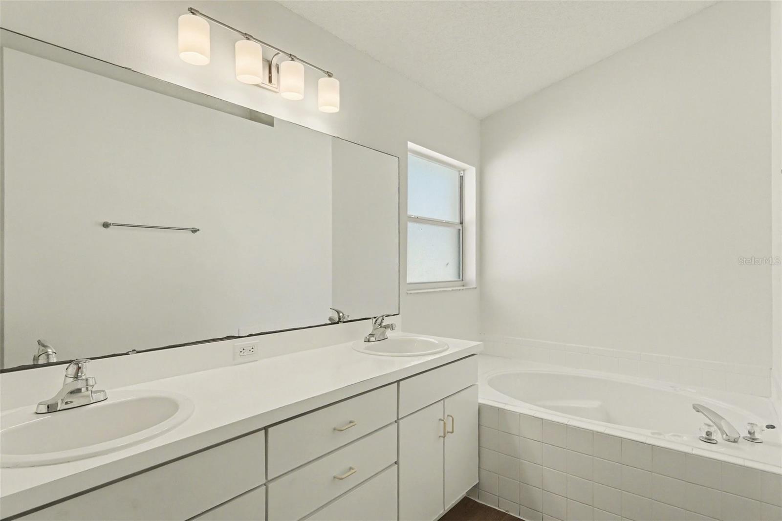 Image 23 of 26 For 350 Morning Creek Circle