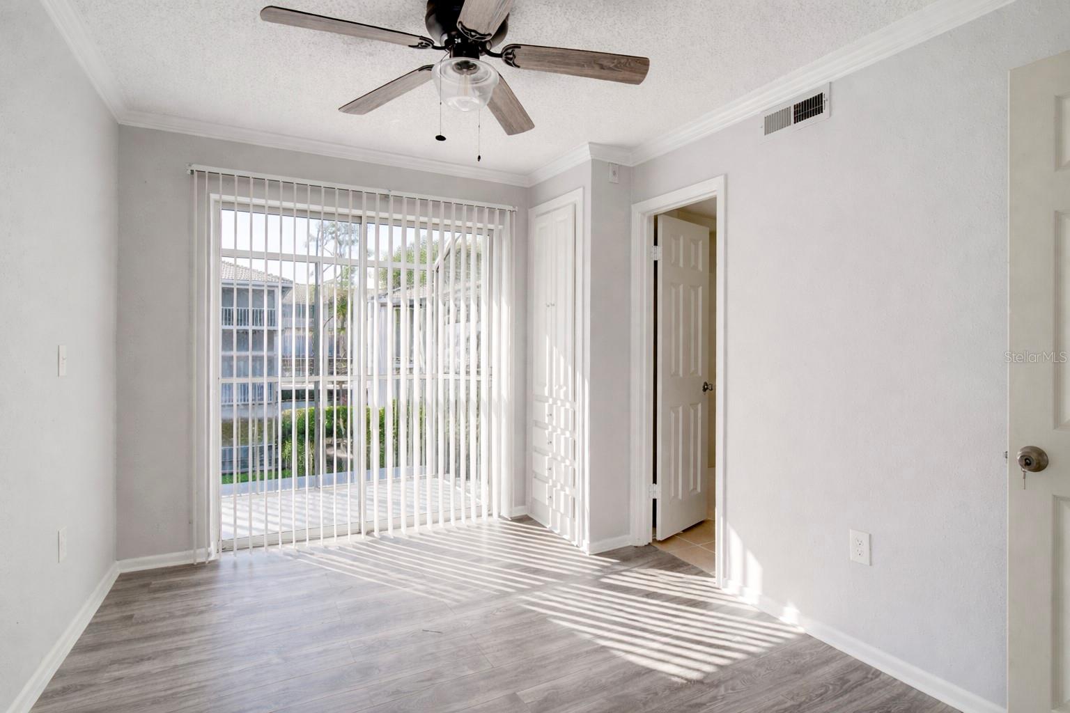 Image 12 of 25 For 129 Blue Point Way 340