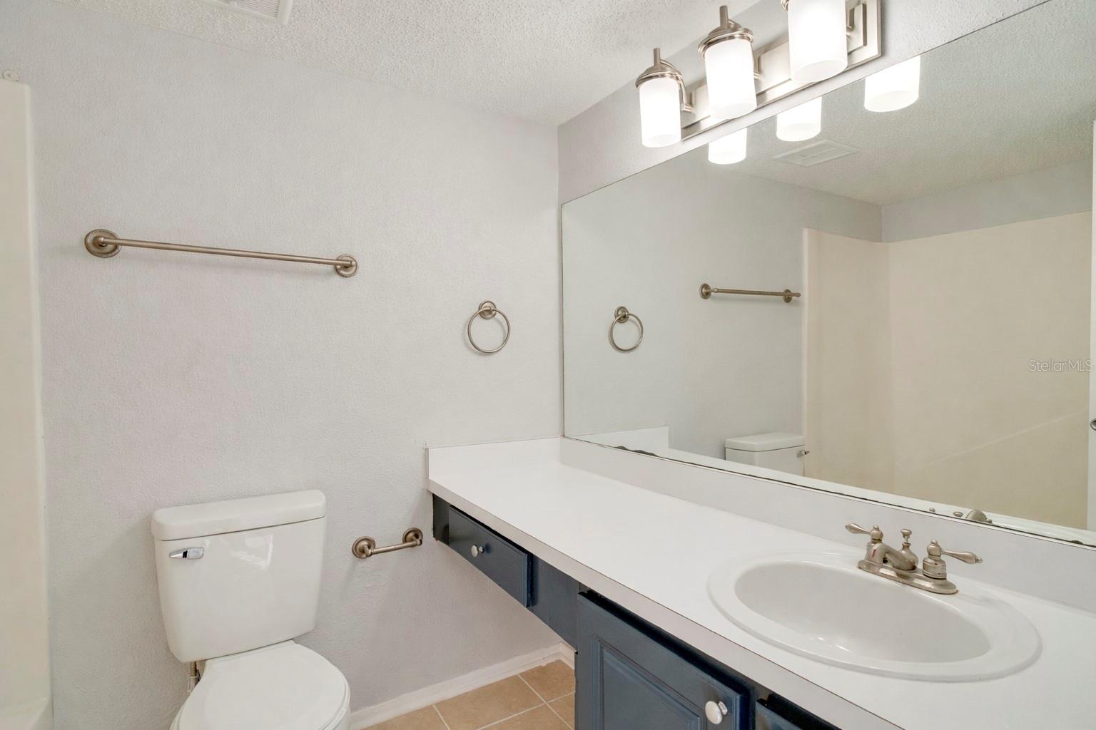 Image 13 of 25 For 129 Blue Point Way 340