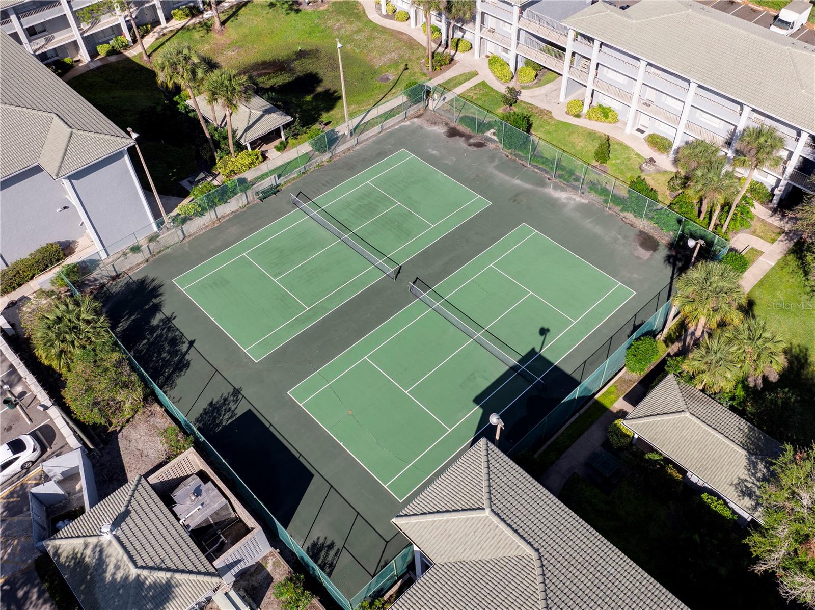 Image 19 of 25 For 129 Blue Point Way 340