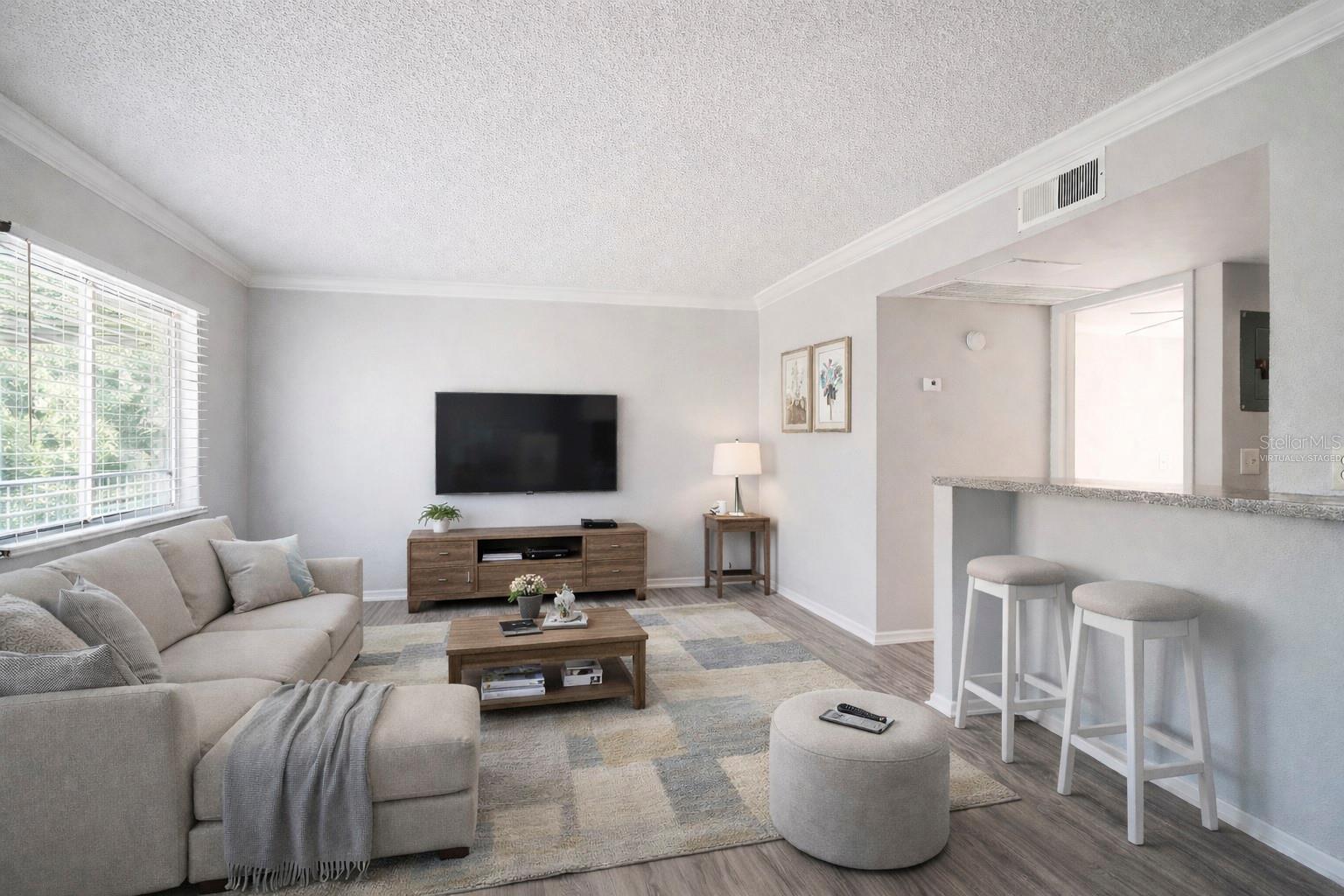 Image 4 of 25 For 129 Blue Point Way 340