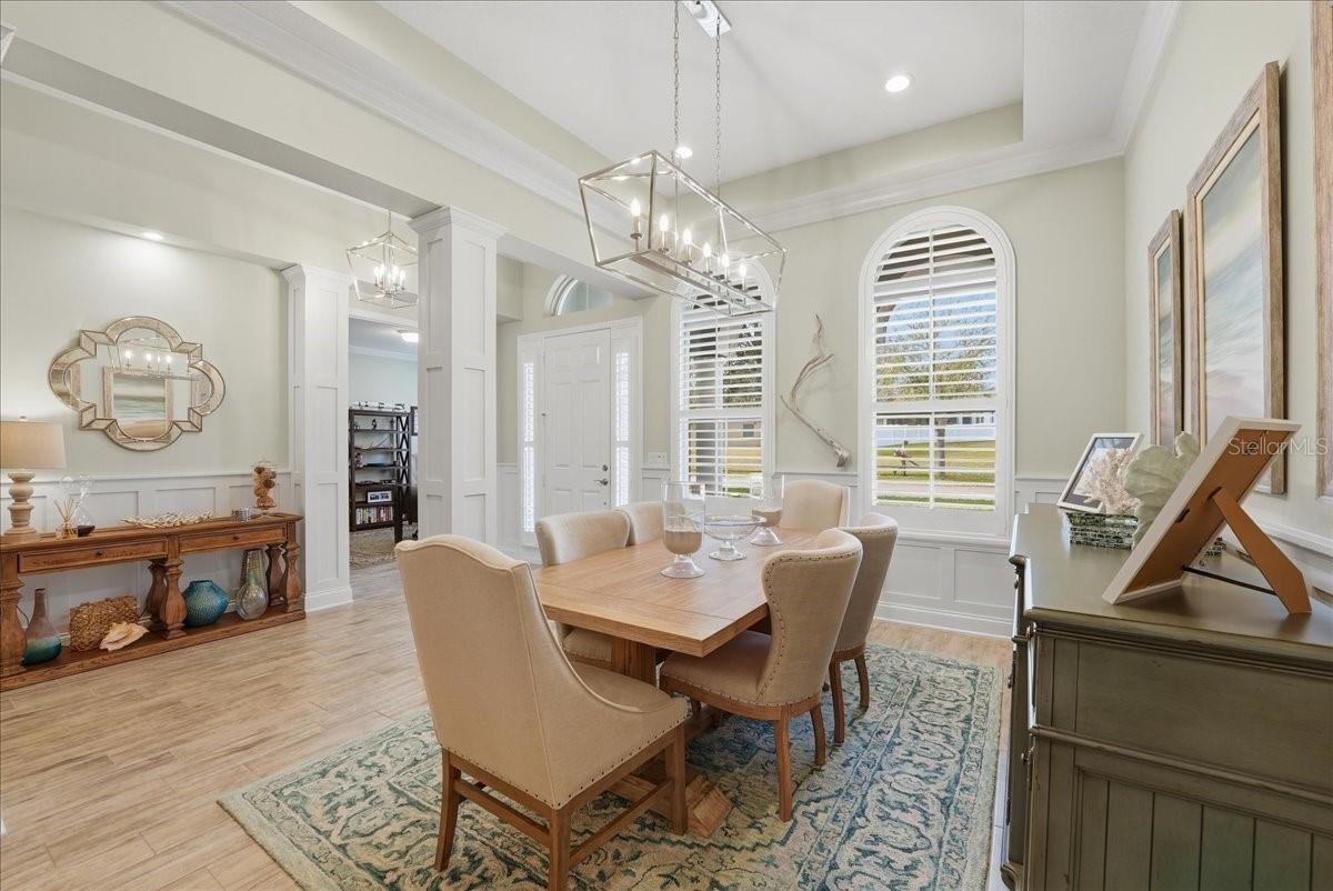 Listing photo id 8 for 688 Fosters Grove Loop