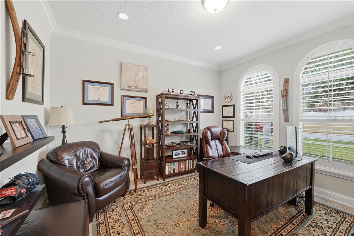 Listing photo id 9 for 688 Fosters Grove Loop