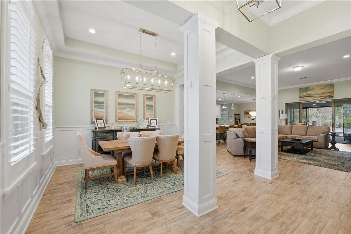 Listing photo id 11 for 688 Fosters Grove Loop