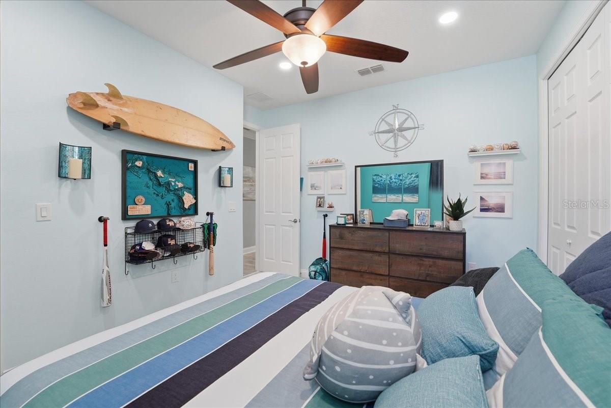 Listing photo id 34 for 688 Fosters Grove Loop