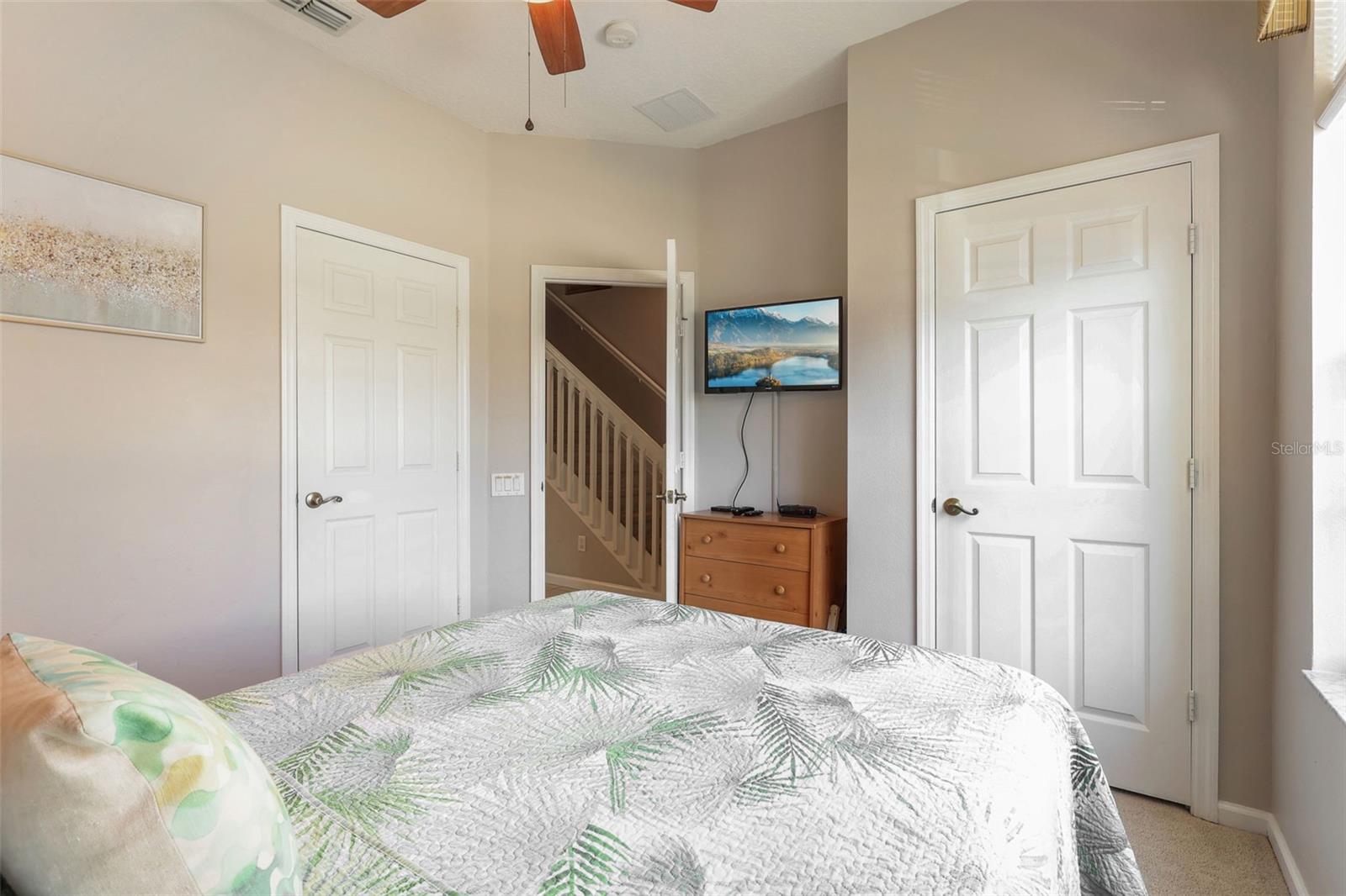 Image 19 of 48 For 2346 Silver Palm Drive