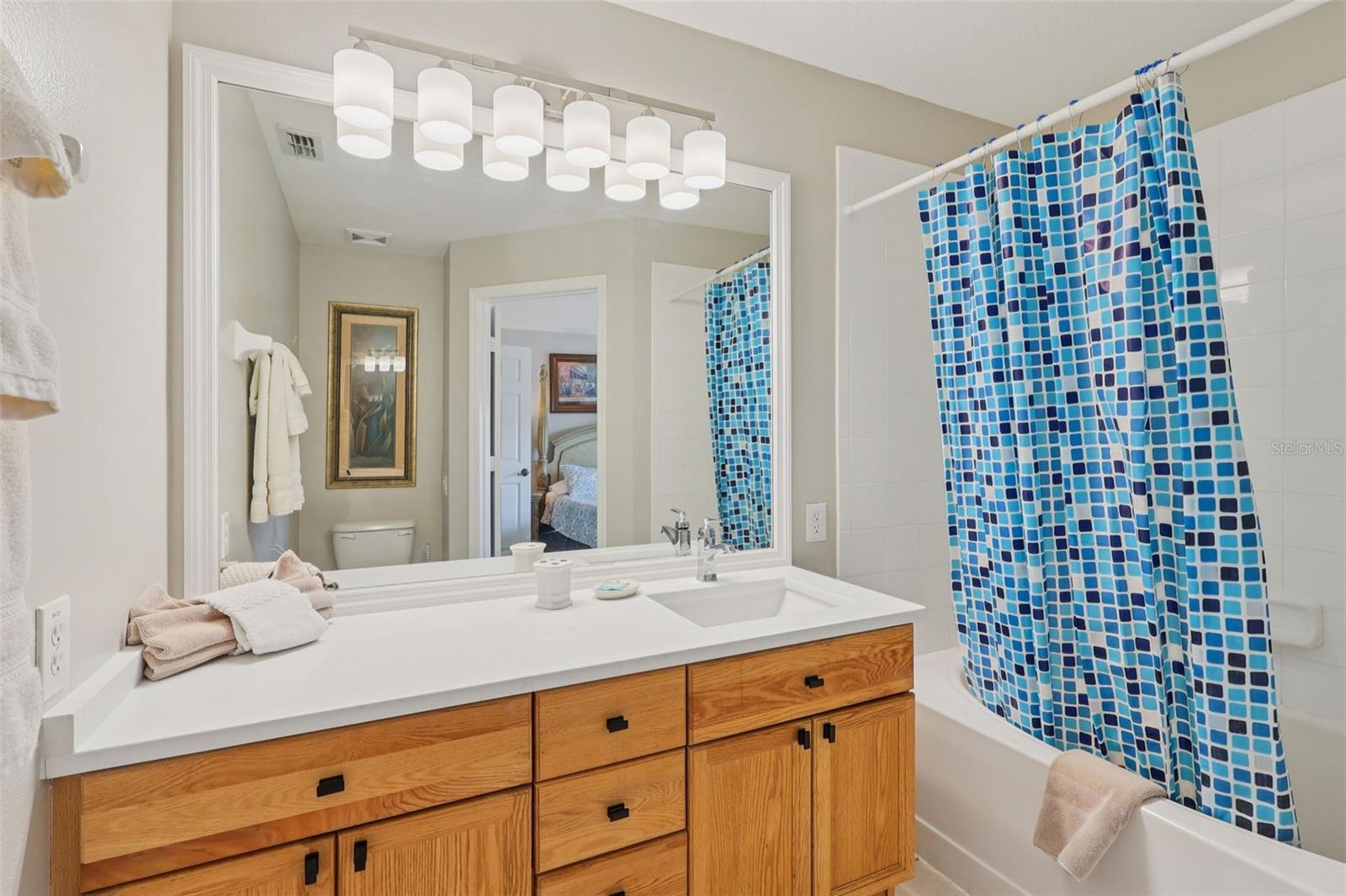 Image 25 of 48 For 2346 Silver Palm Drive