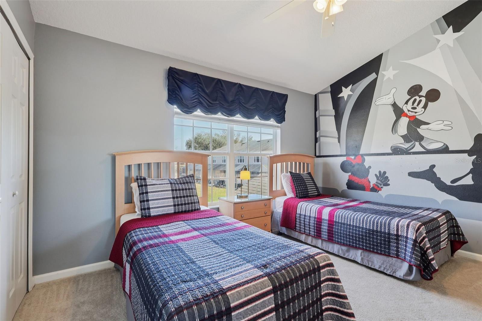 Image 28 of 48 For 2346 Silver Palm Drive