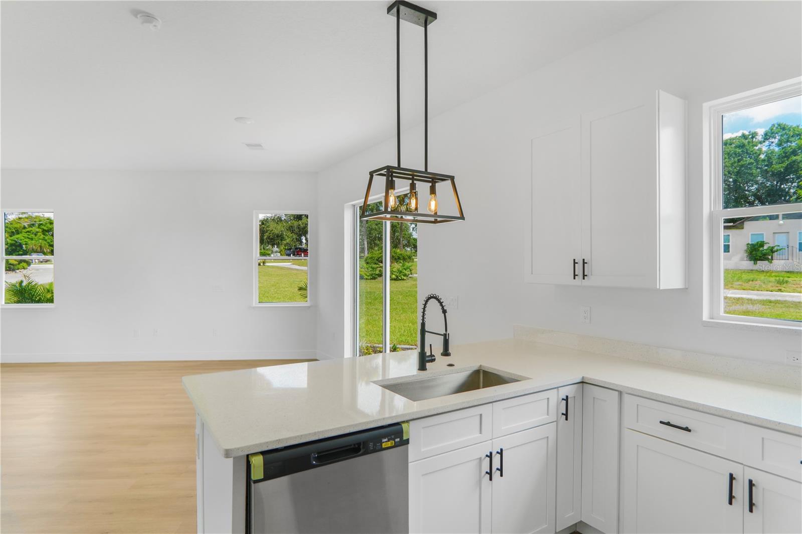 Image 16 of 54 For 1006 Linkside Court