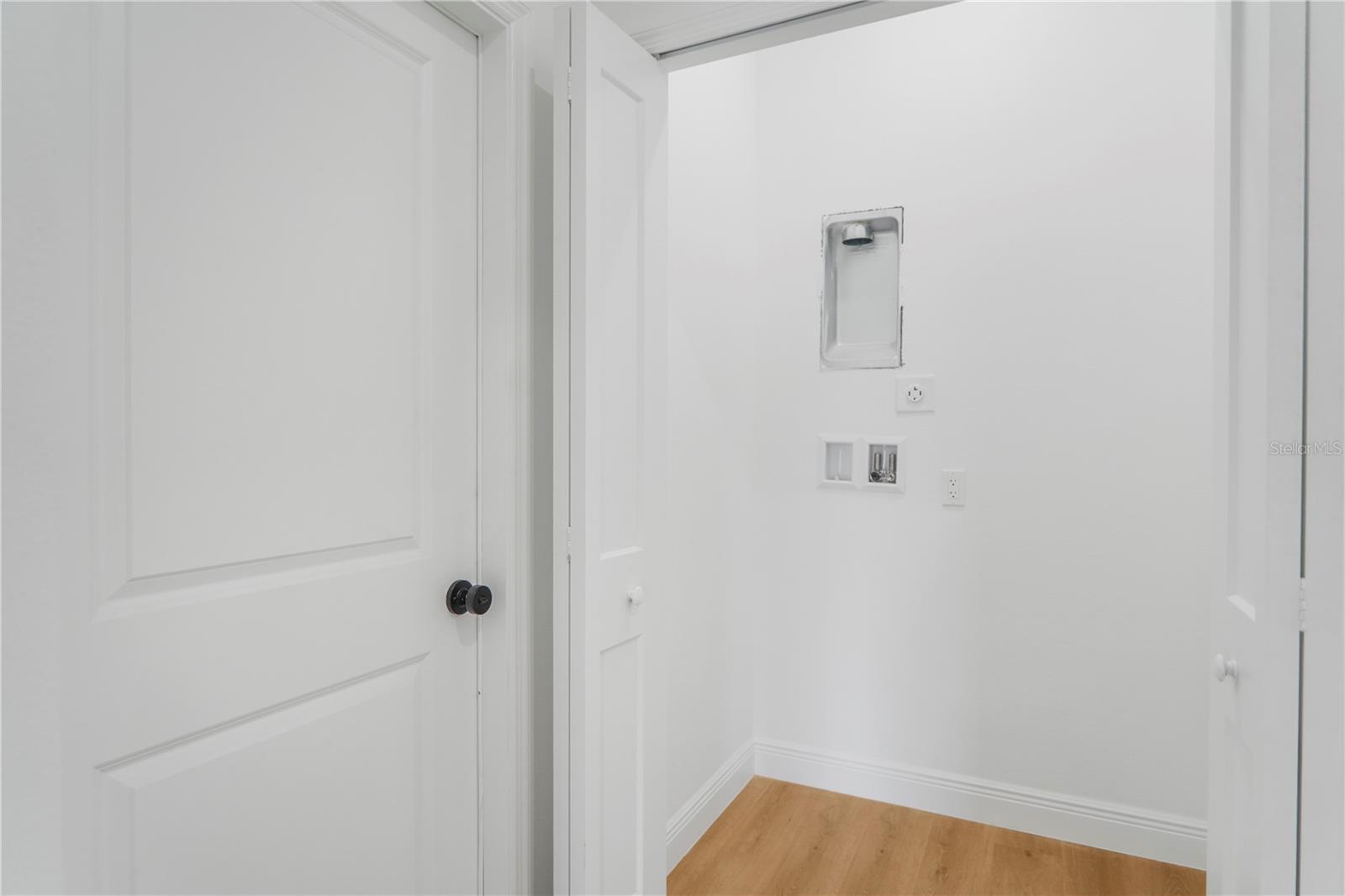 Image 31 of 54 For 1006 Linkside Court