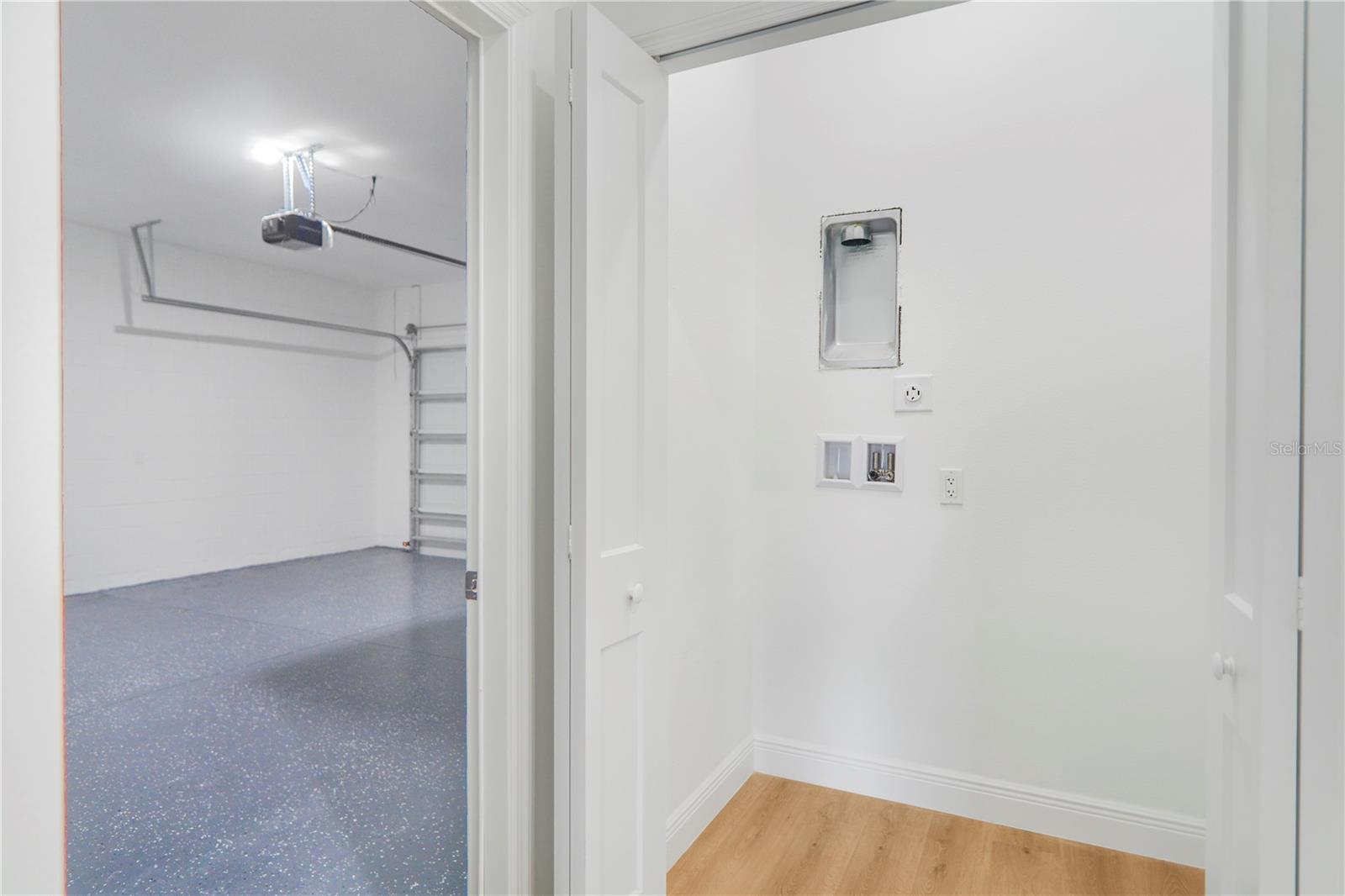 Image 32 of 54 For 1006 Linkside Court