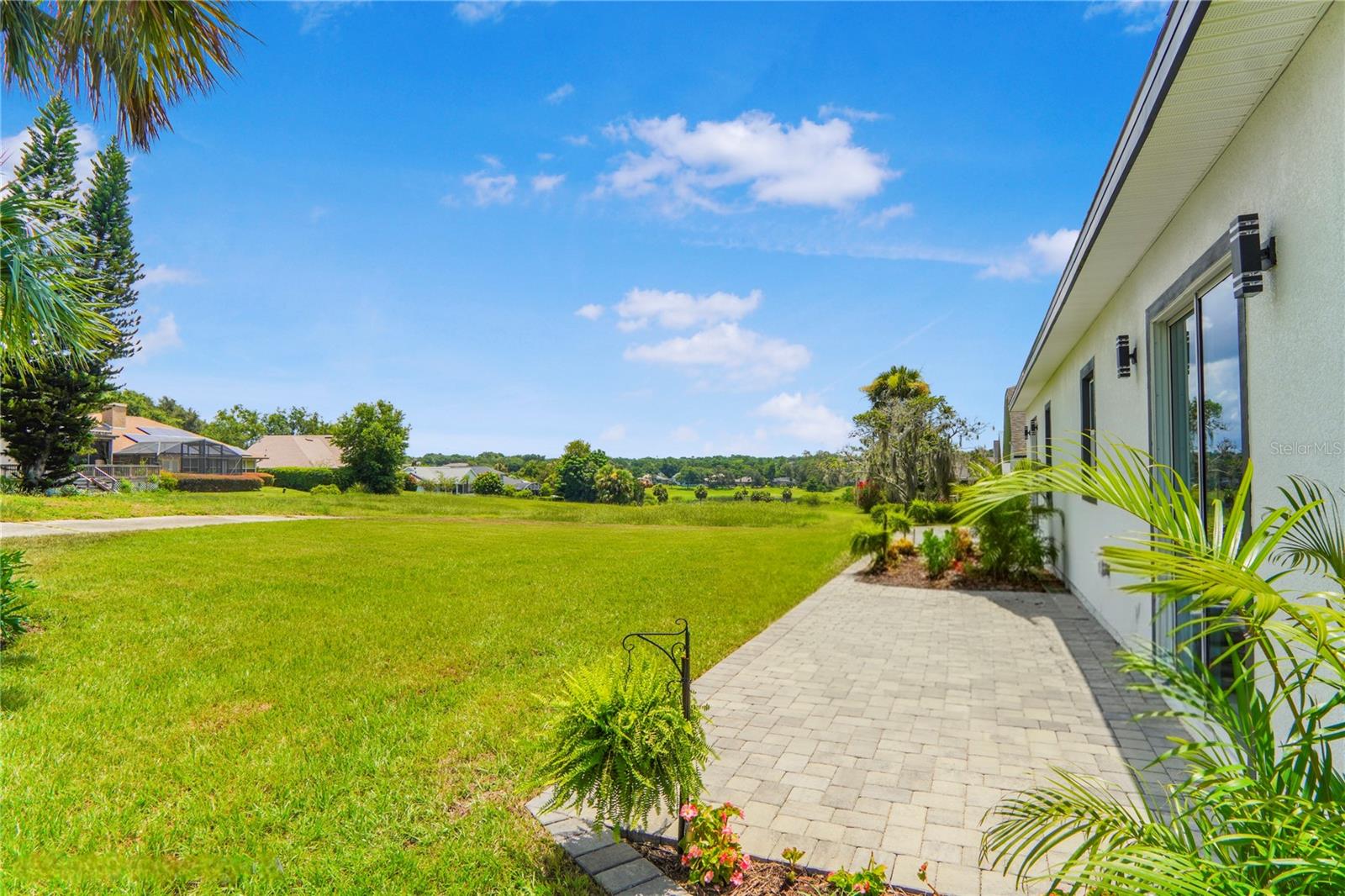 Image 36 of 54 For 1006 Linkside Court