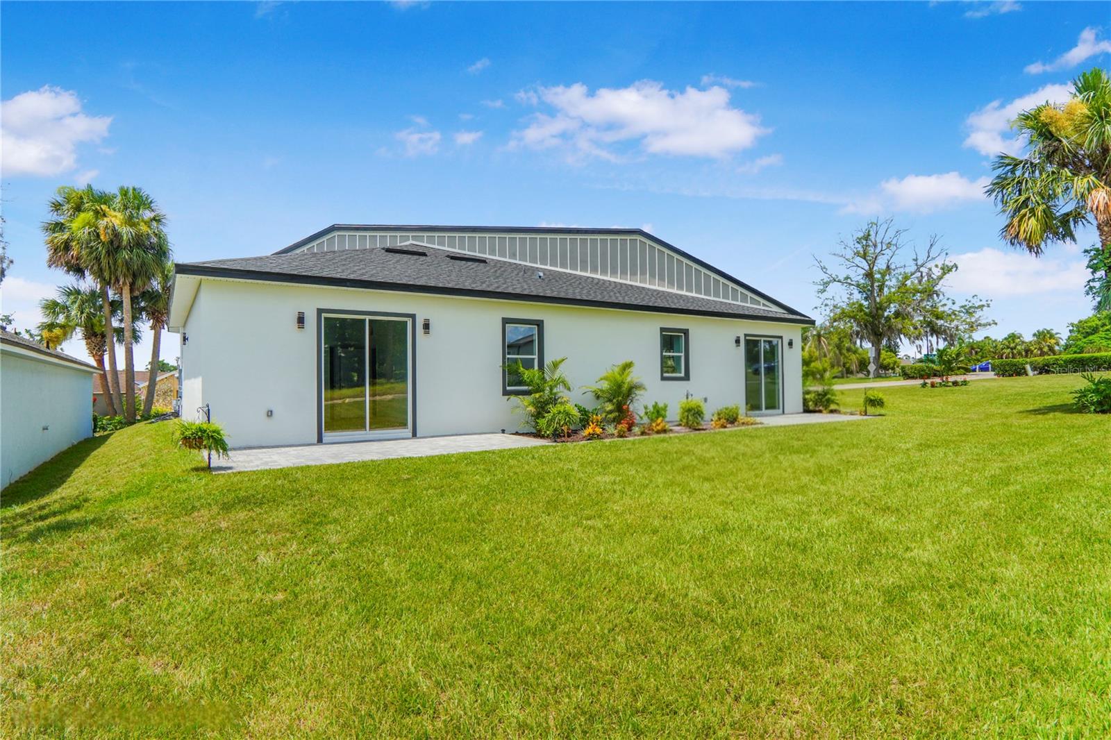 Image 37 of 54 For 1006 Linkside Court