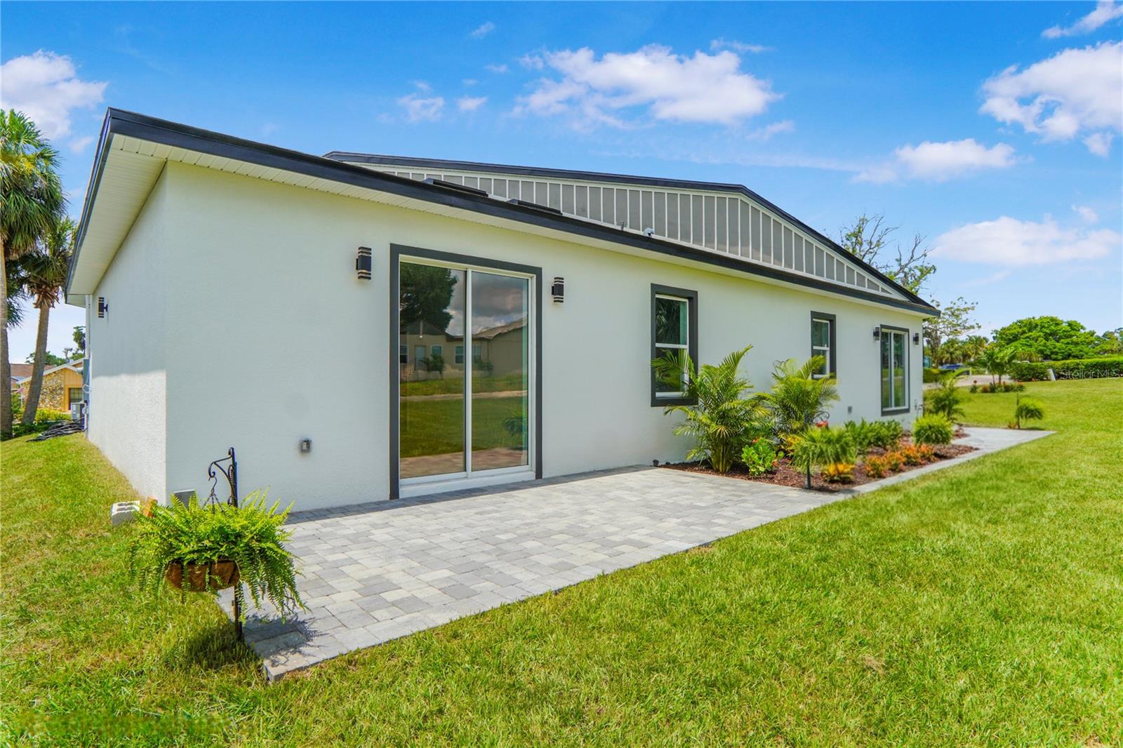 Image 39 of 54 For 1006 Linkside Court