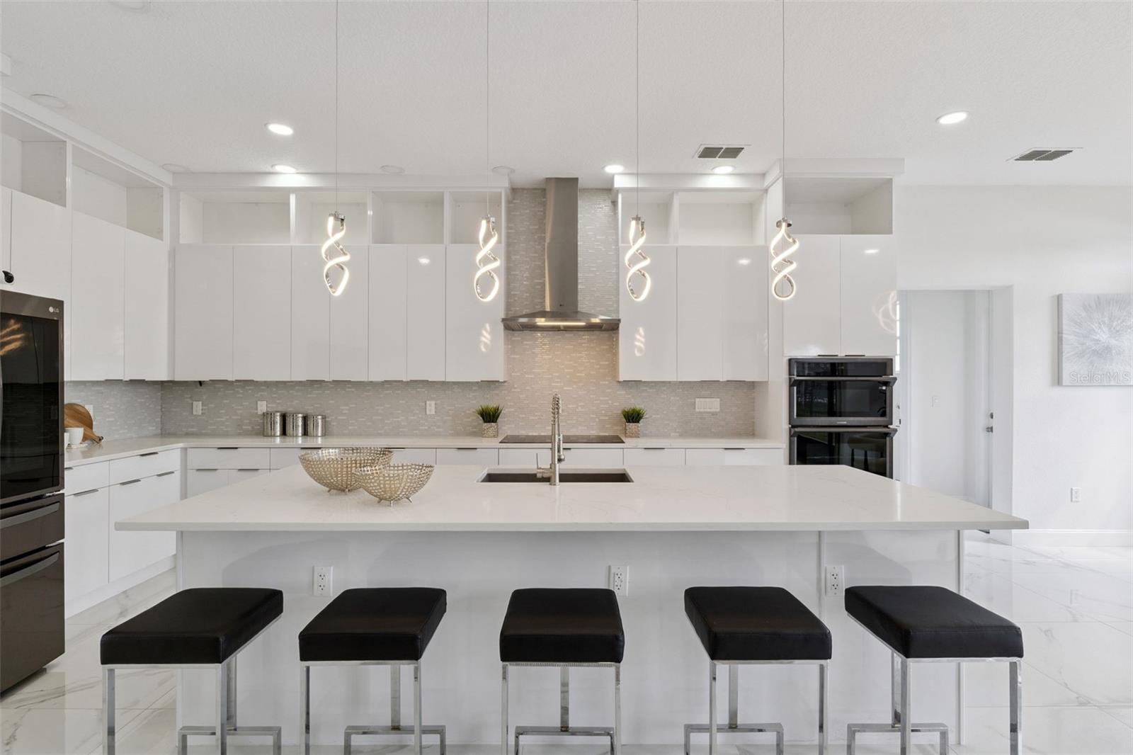 Image 15 of 52 For 16138 Bristol Lake Circle