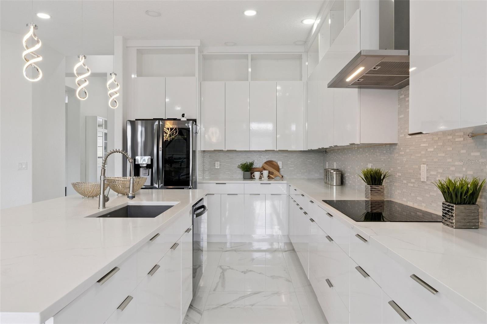 Image 17 of 52 For 16138 Bristol Lake Circle