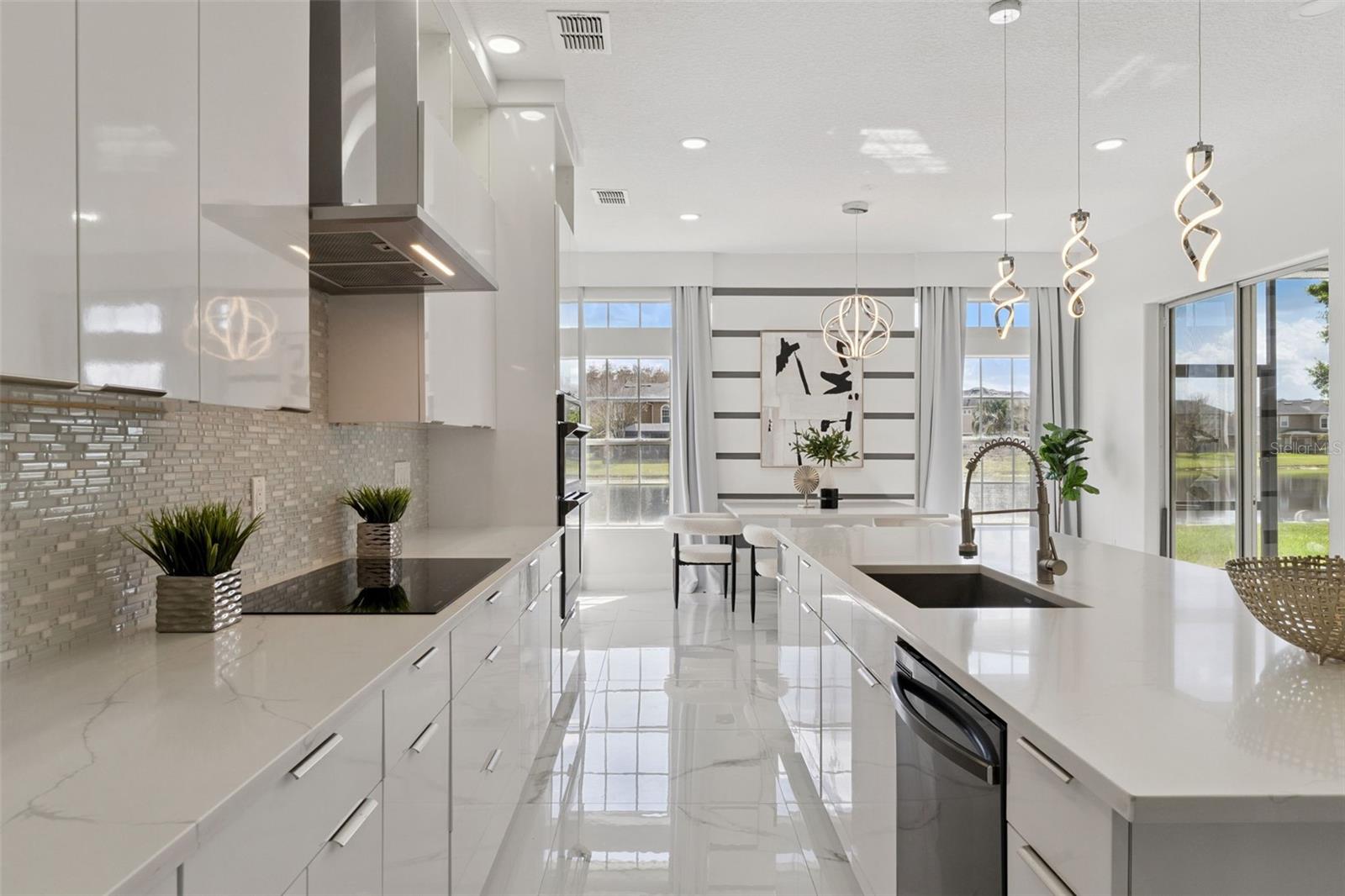 Image 19 of 52 For 16138 Bristol Lake Circle