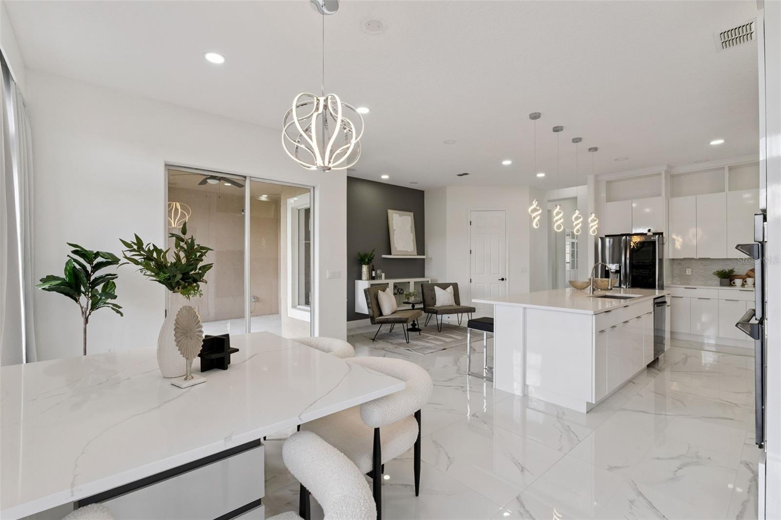 Image 23 of 52 For 16138 Bristol Lake Circle