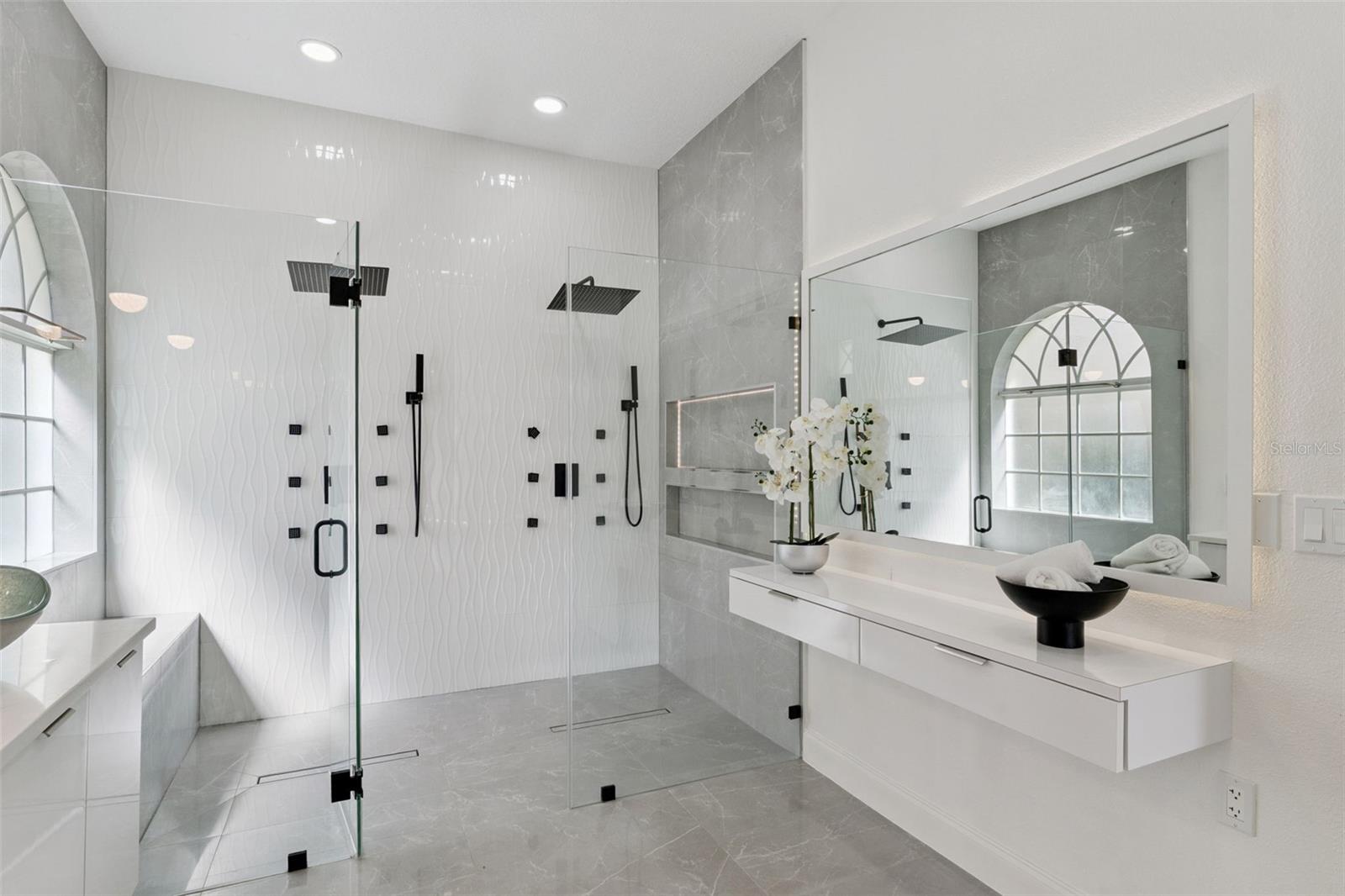 Image 27 of 52 For 16138 Bristol Lake Circle