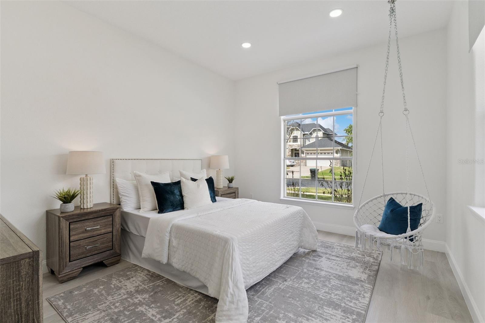 Image 30 of 52 For 16138 Bristol Lake Circle