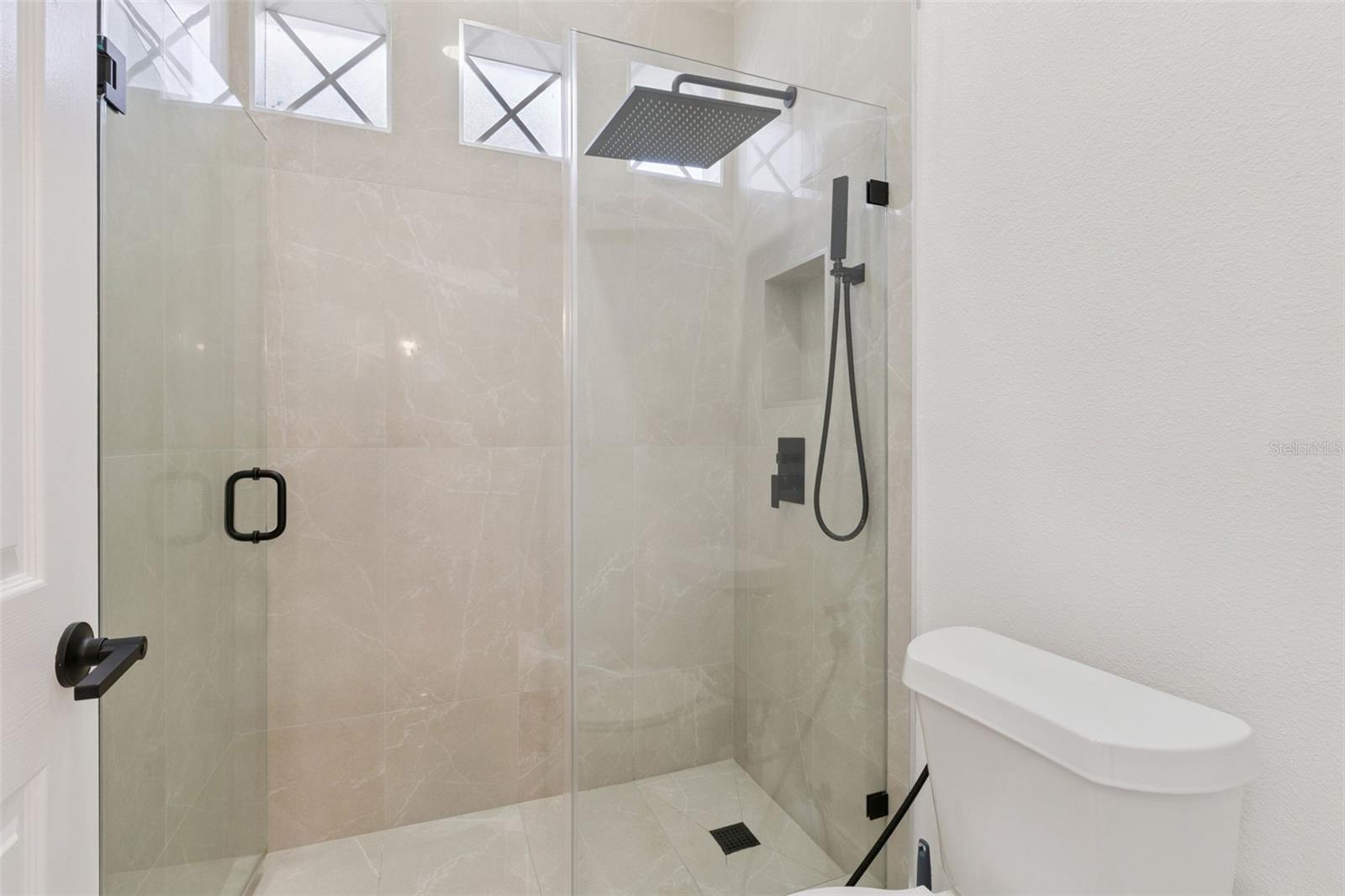 Image 37 of 52 For 16138 Bristol Lake Circle