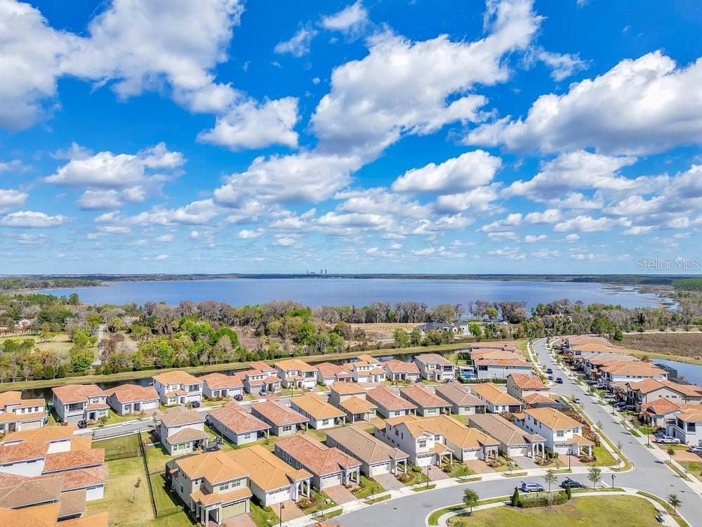 Listing photo id 20 for 13527 Padstow Place