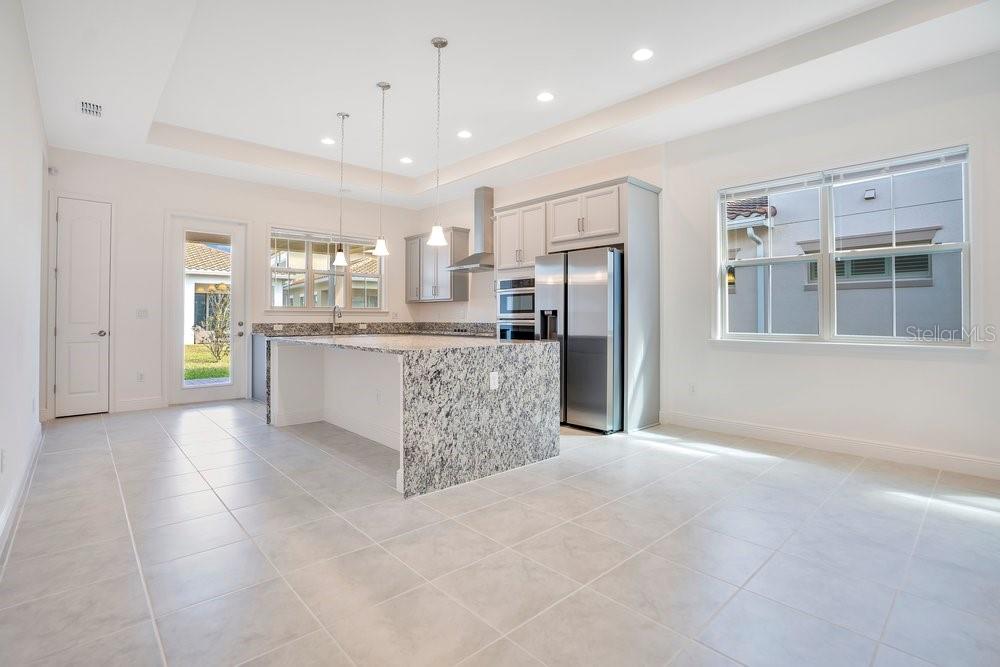 Listing photo id 35 for 13527 Padstow Place