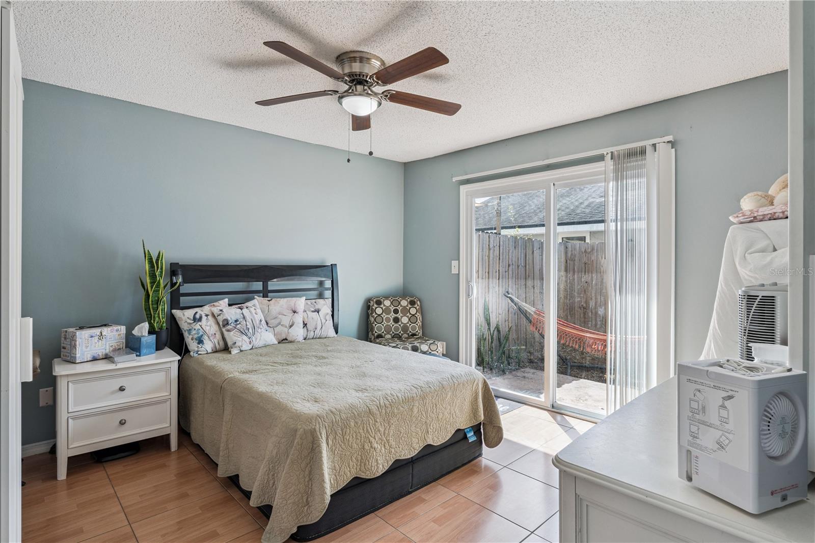 Image 14 of 22 For 518 Torrey Avenue