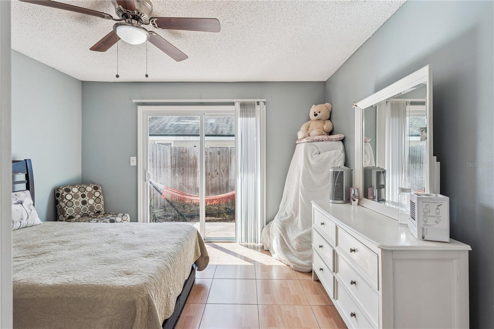 Image 17 of 22 For 518 Torrey Avenue