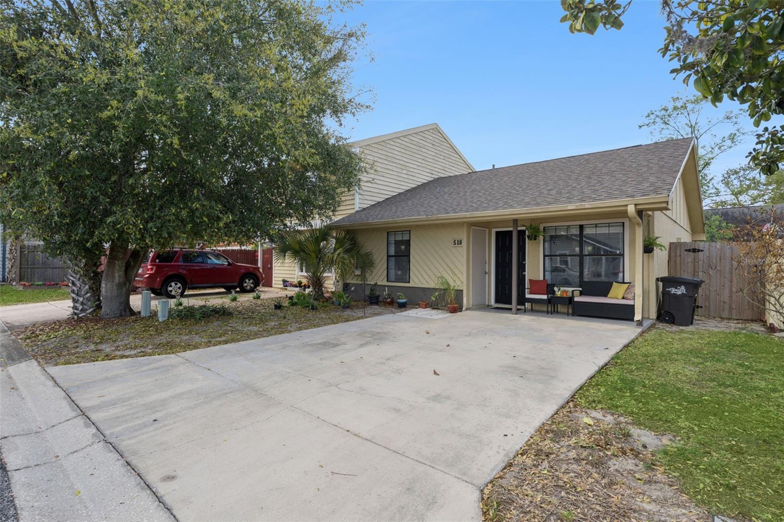 Image 2 of 22 For 518 Torrey Avenue