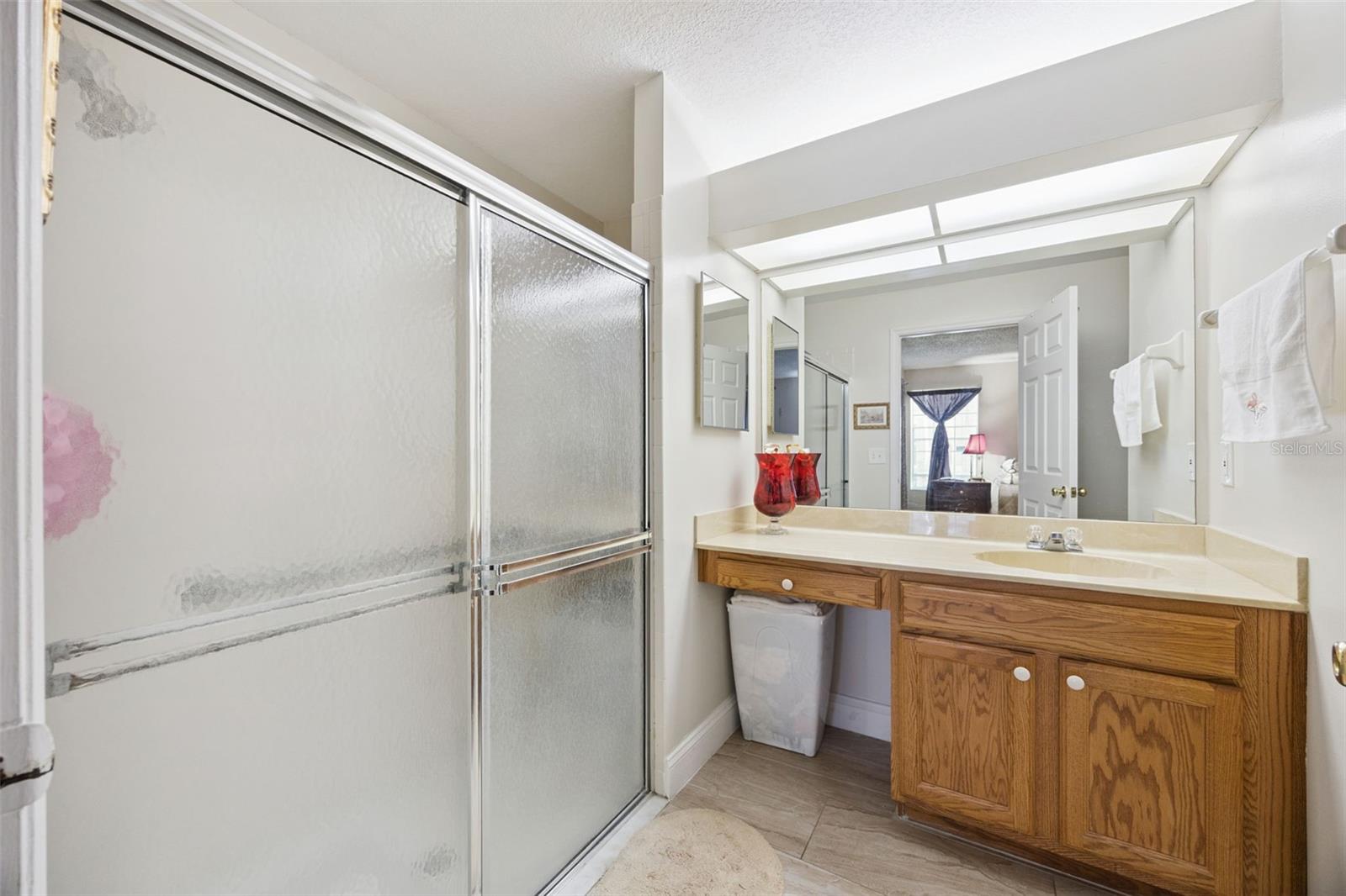 Image 10 of 19 For 935 Northern Dancer Way 105