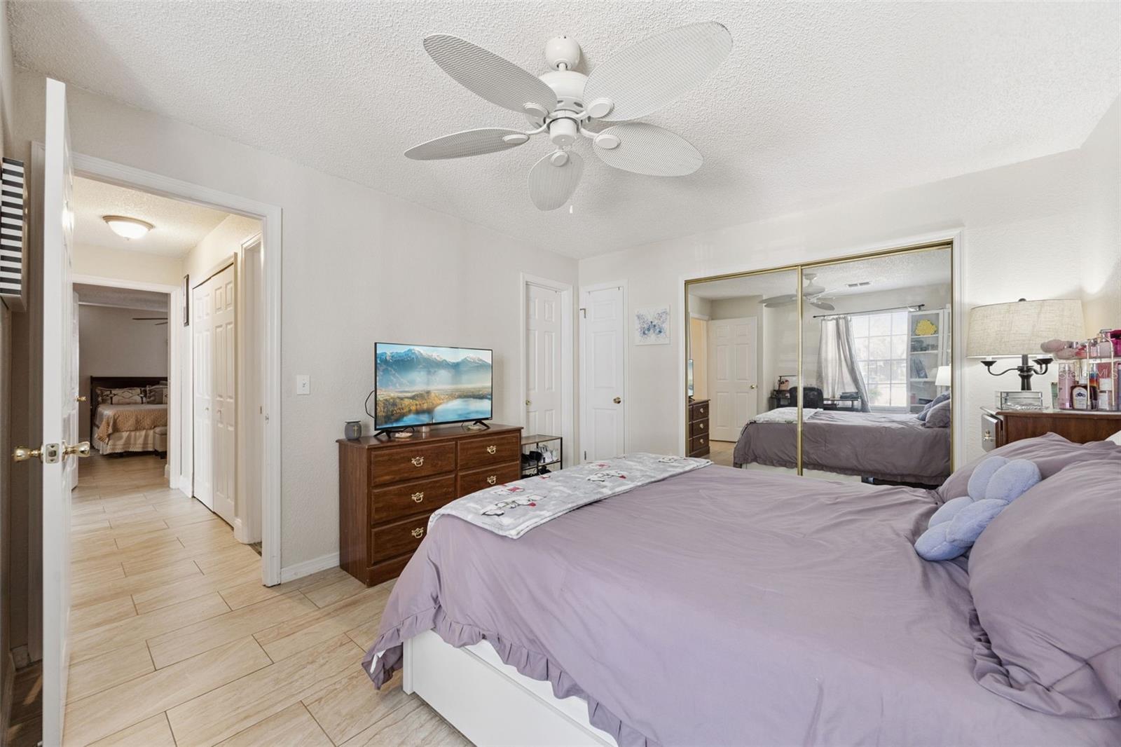 Image 12 of 19 For 935 Northern Dancer Way 105