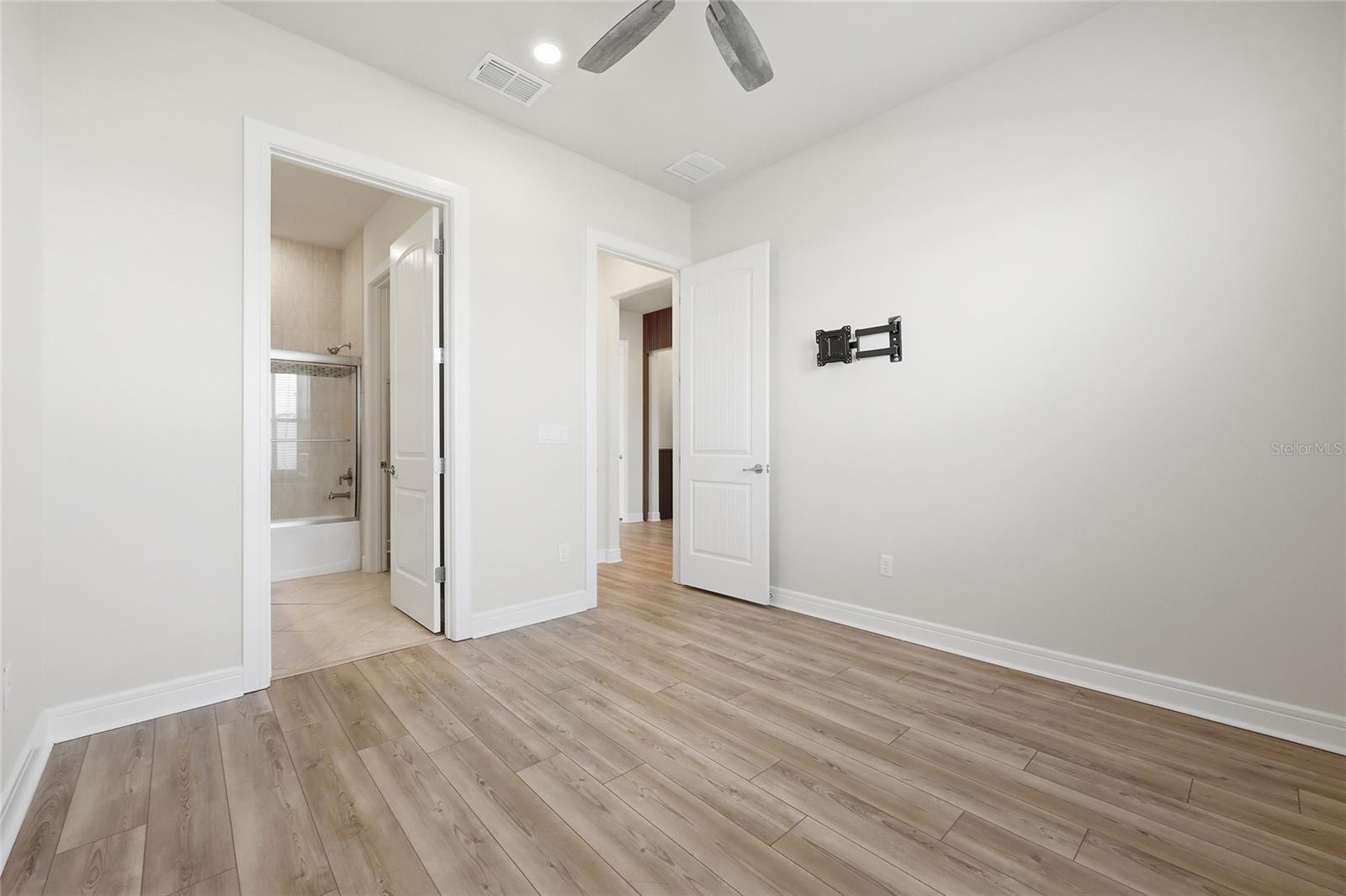 Image 12 of 77 For 13384 Panama Beach Court