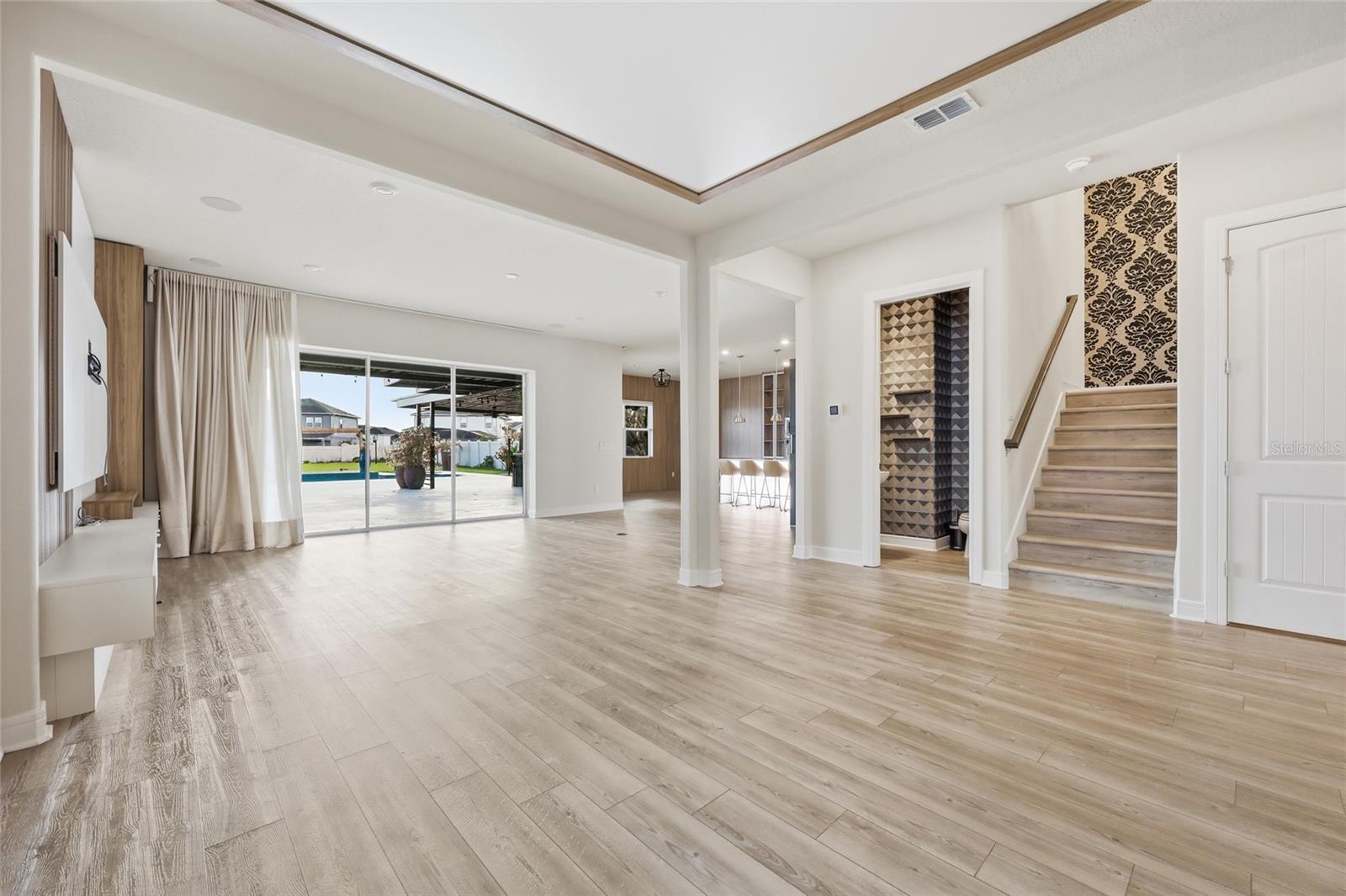 Image 17 of 77 For 13384 Panama Beach Court