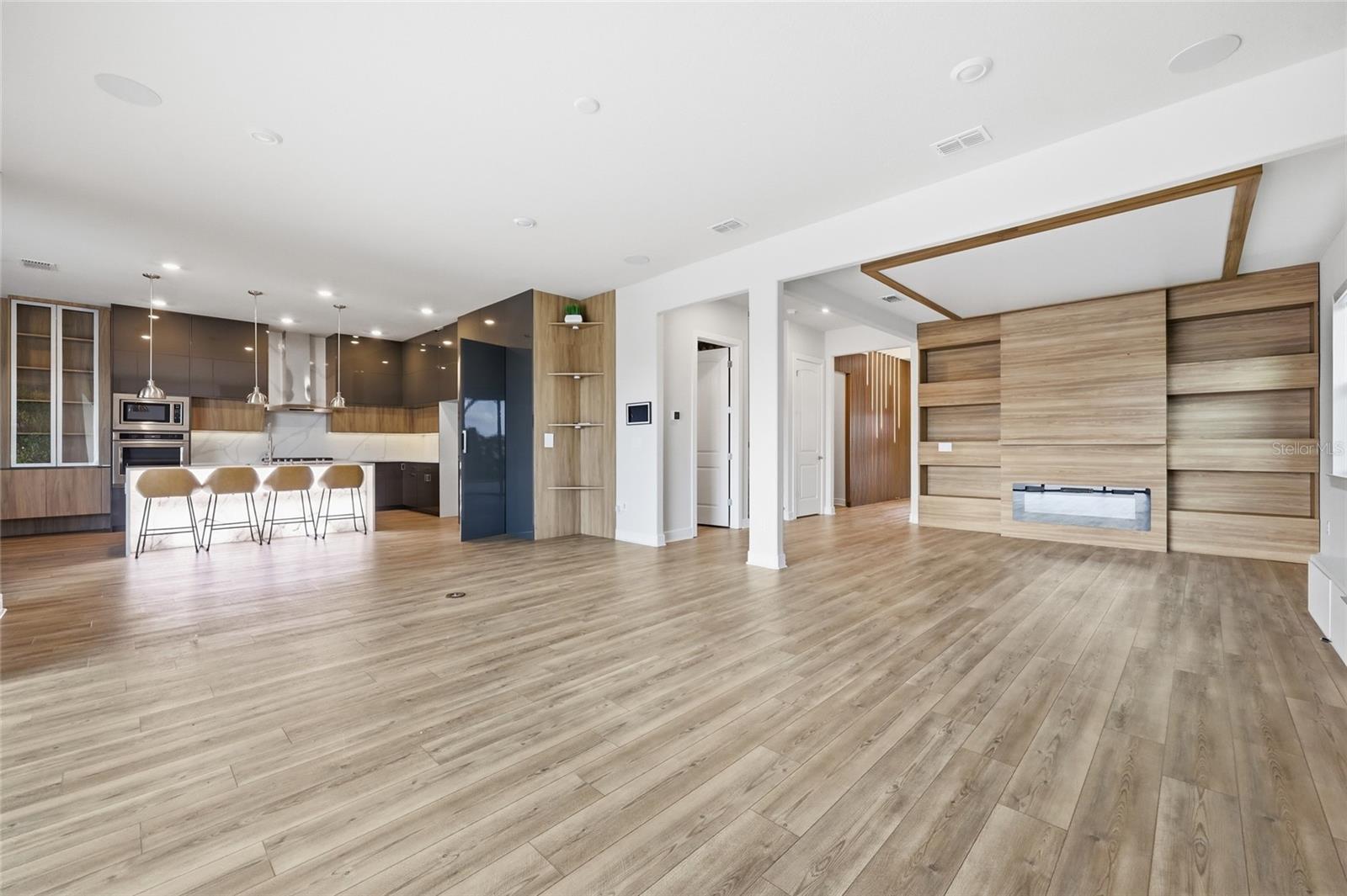 Image 18 of 77 For 13384 Panama Beach Court