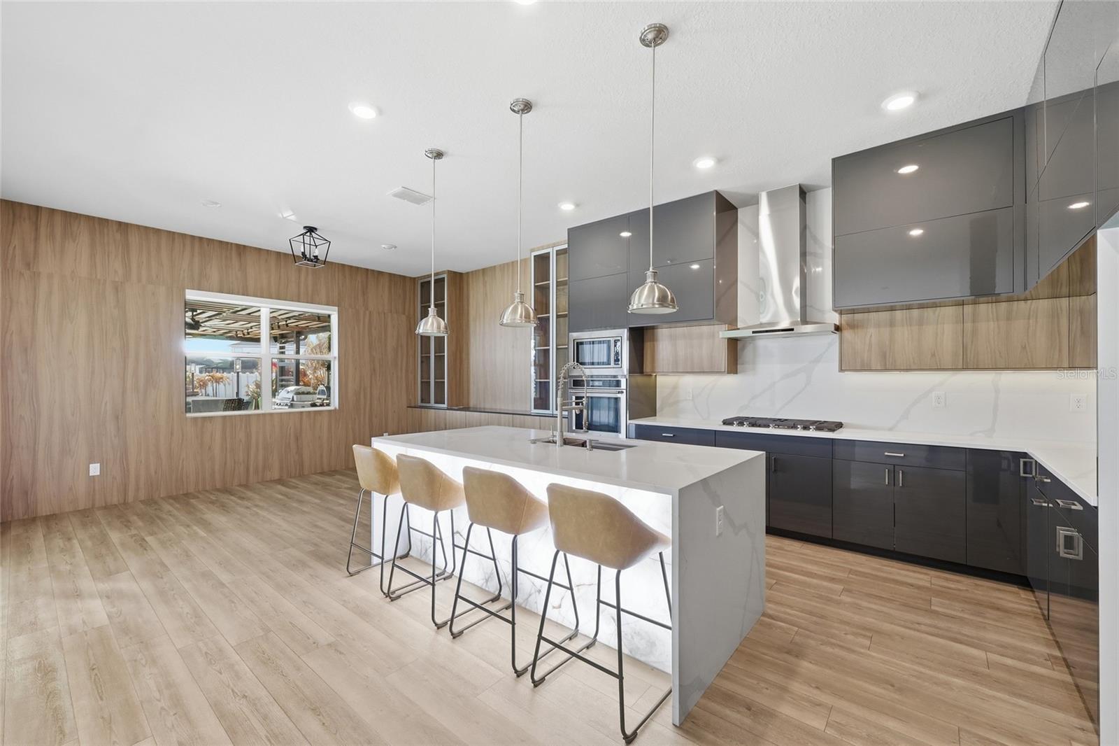 Image 21 of 77 For 13384 Panama Beach Court