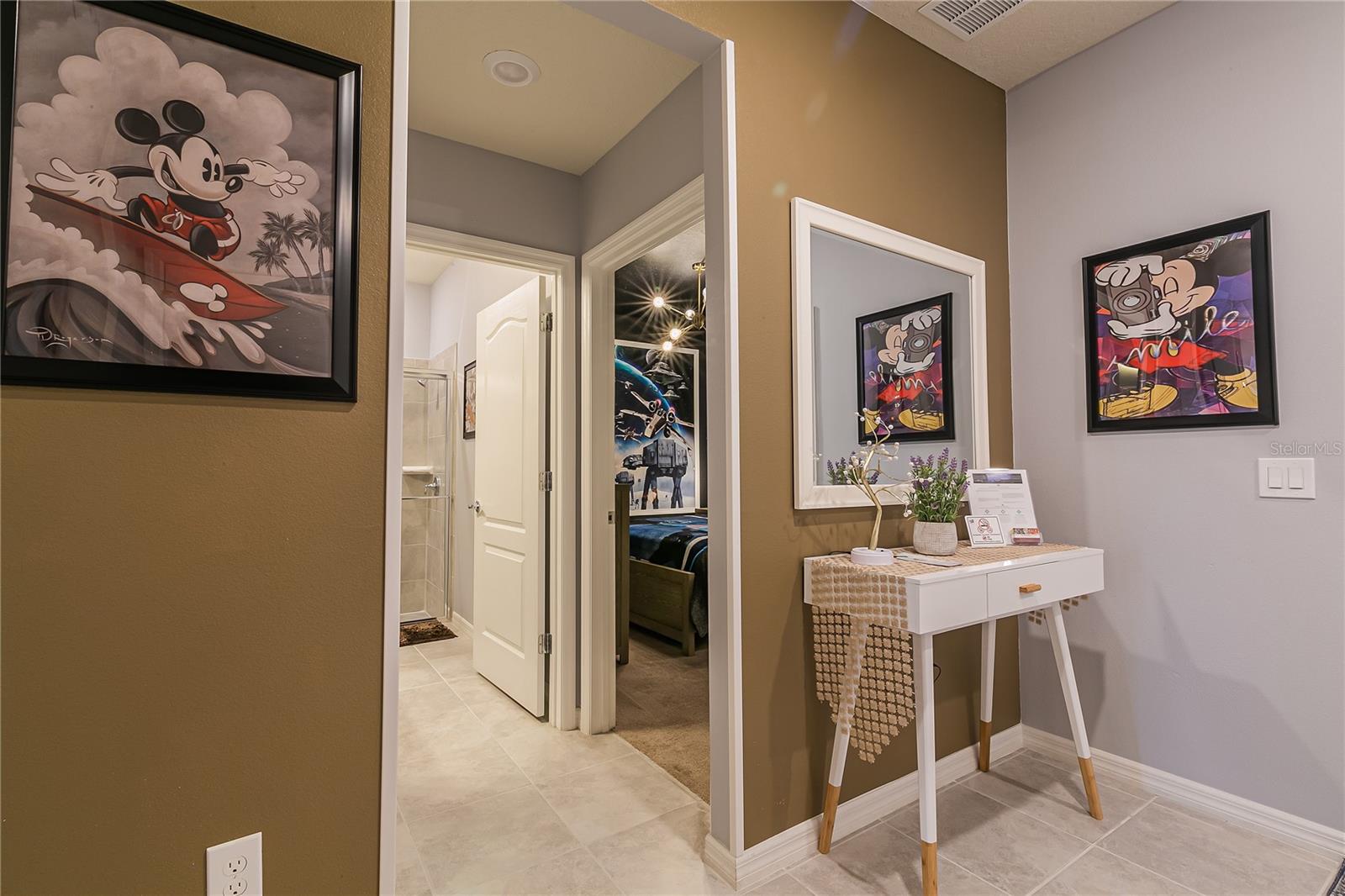 Image 18 of 59 For 7451 Oakmoss Loop