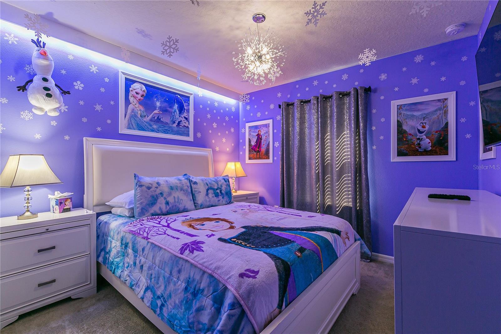 Image 37 of 59 For 7451 Oakmoss Loop