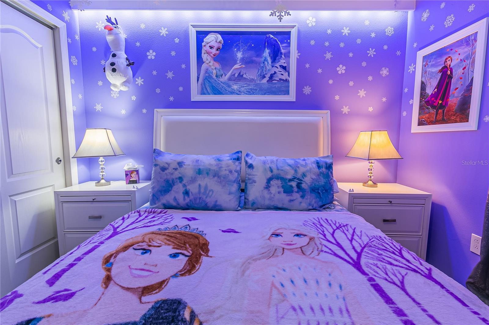 Image 39 of 59 For 7451 Oakmoss Loop