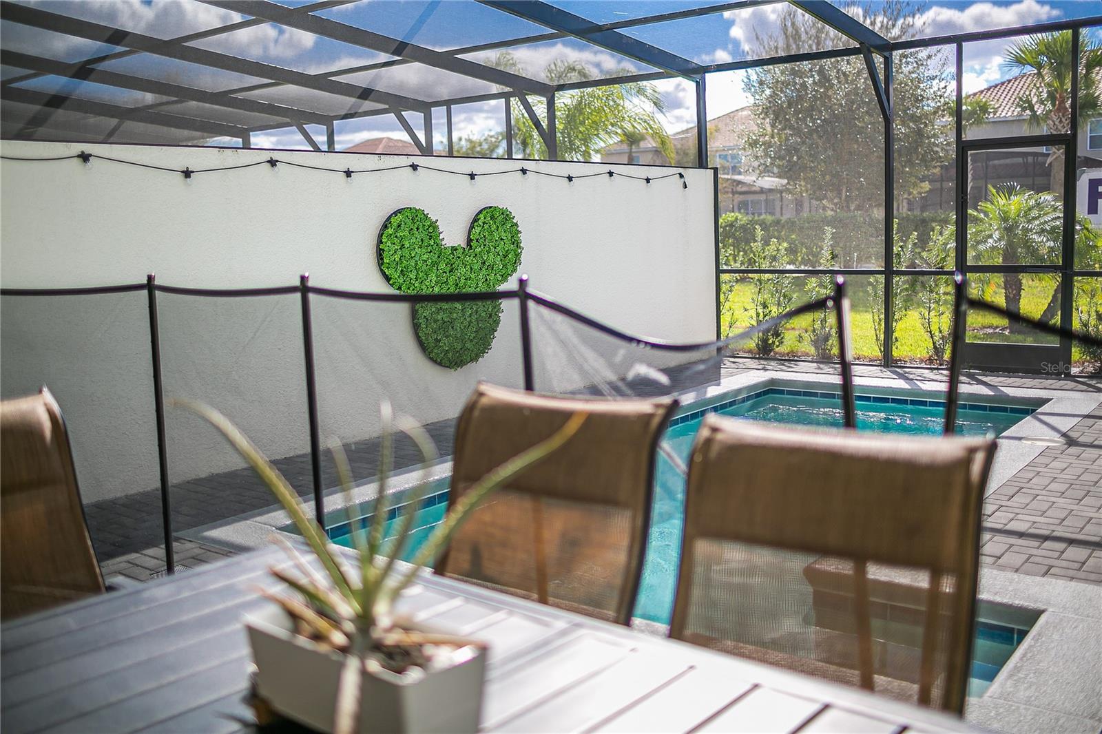 Image 4 of 59 For 7451 Oakmoss Loop