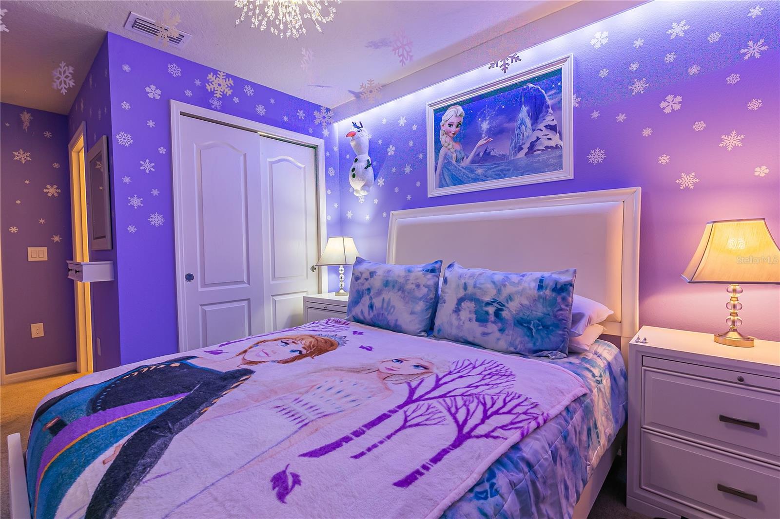 Image 40 of 59 For 7451 Oakmoss Loop