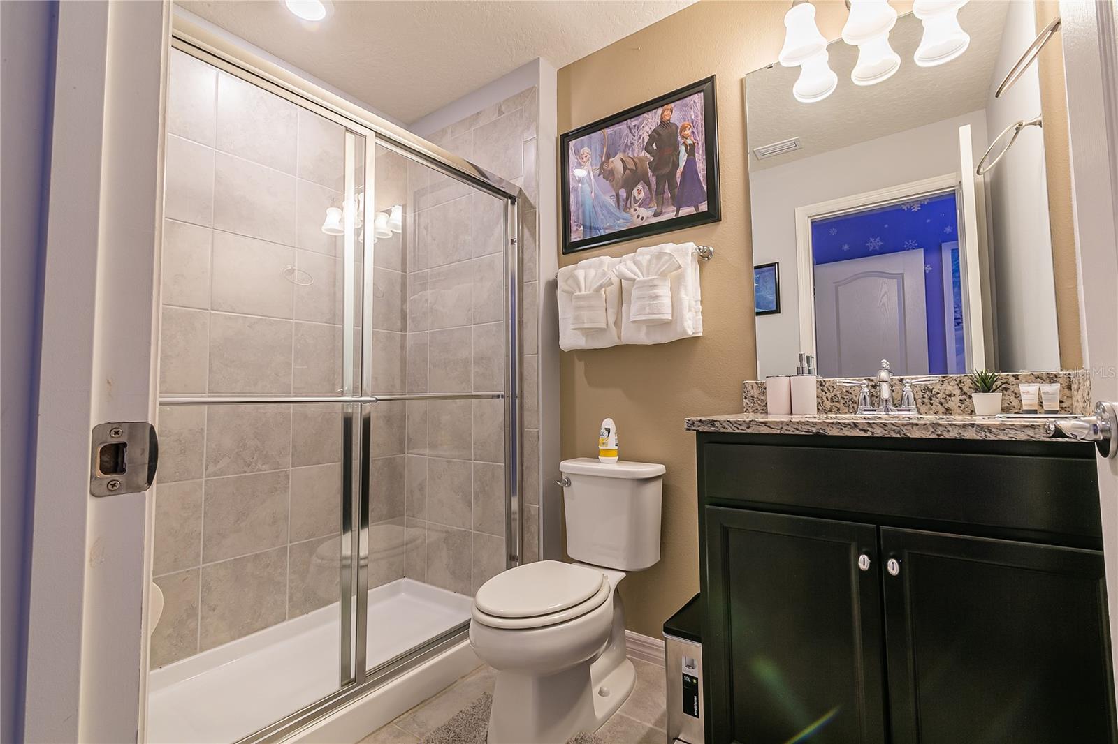 Image 42 of 59 For 7451 Oakmoss Loop